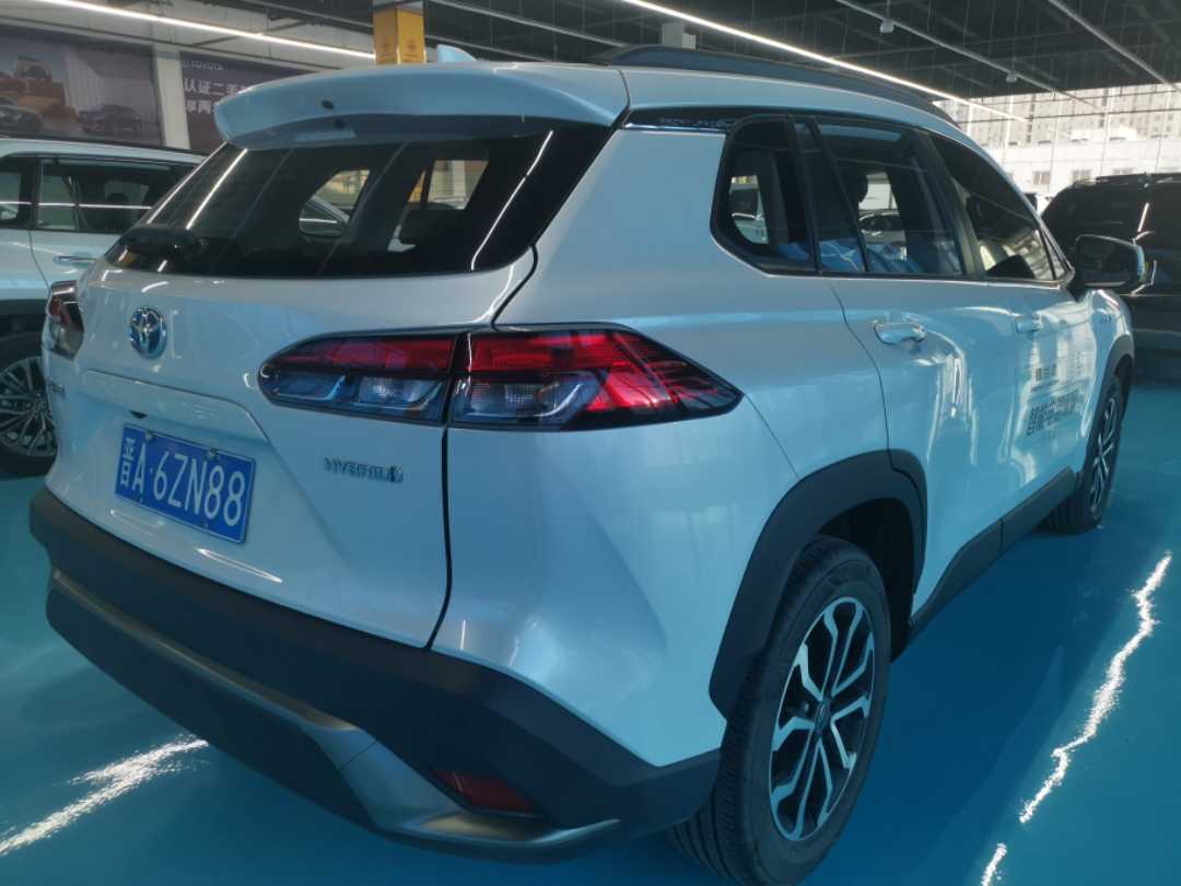 Toyota Frontlander 2023 car image #6