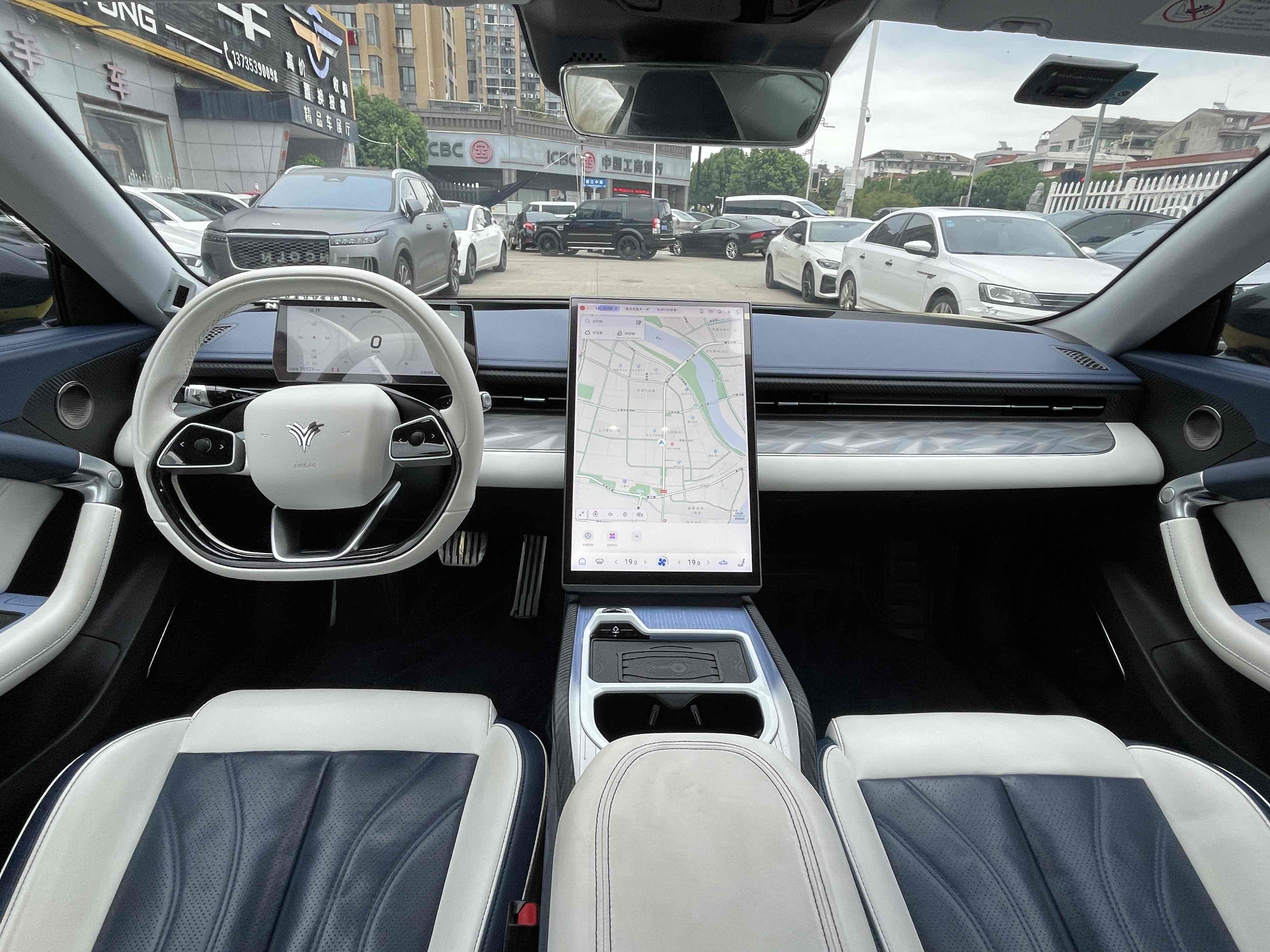 哪吒汽车 哪吒GT 2023 汽车图片 #6