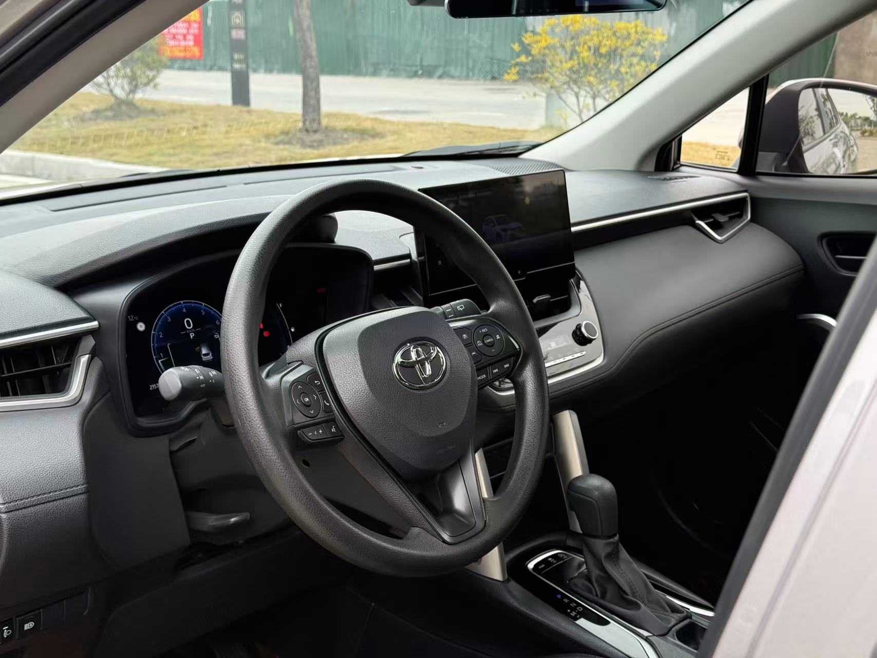 Toyota Corolla Cross 2024 car image #6