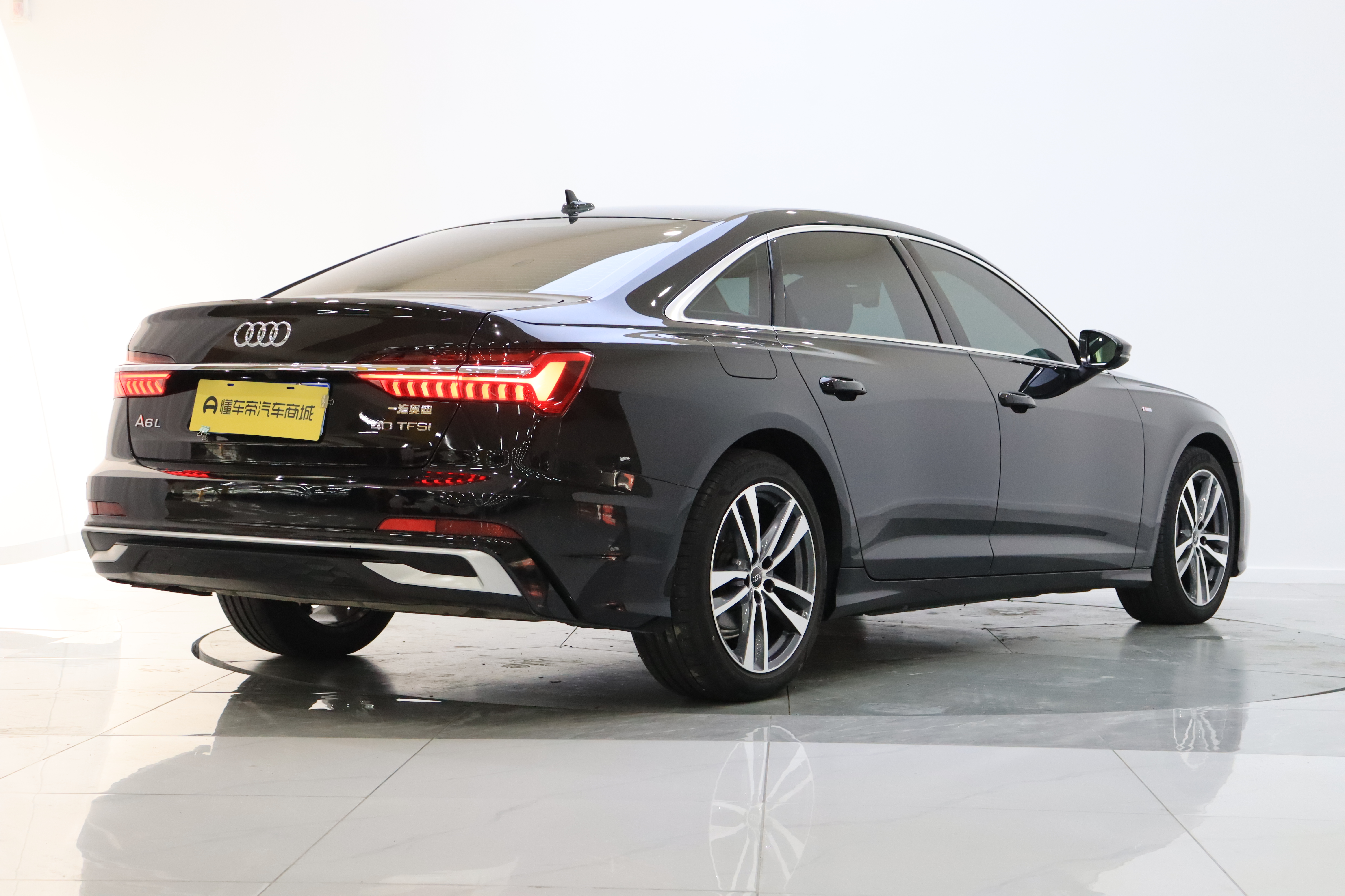 Audi A6L 2023 car image #6