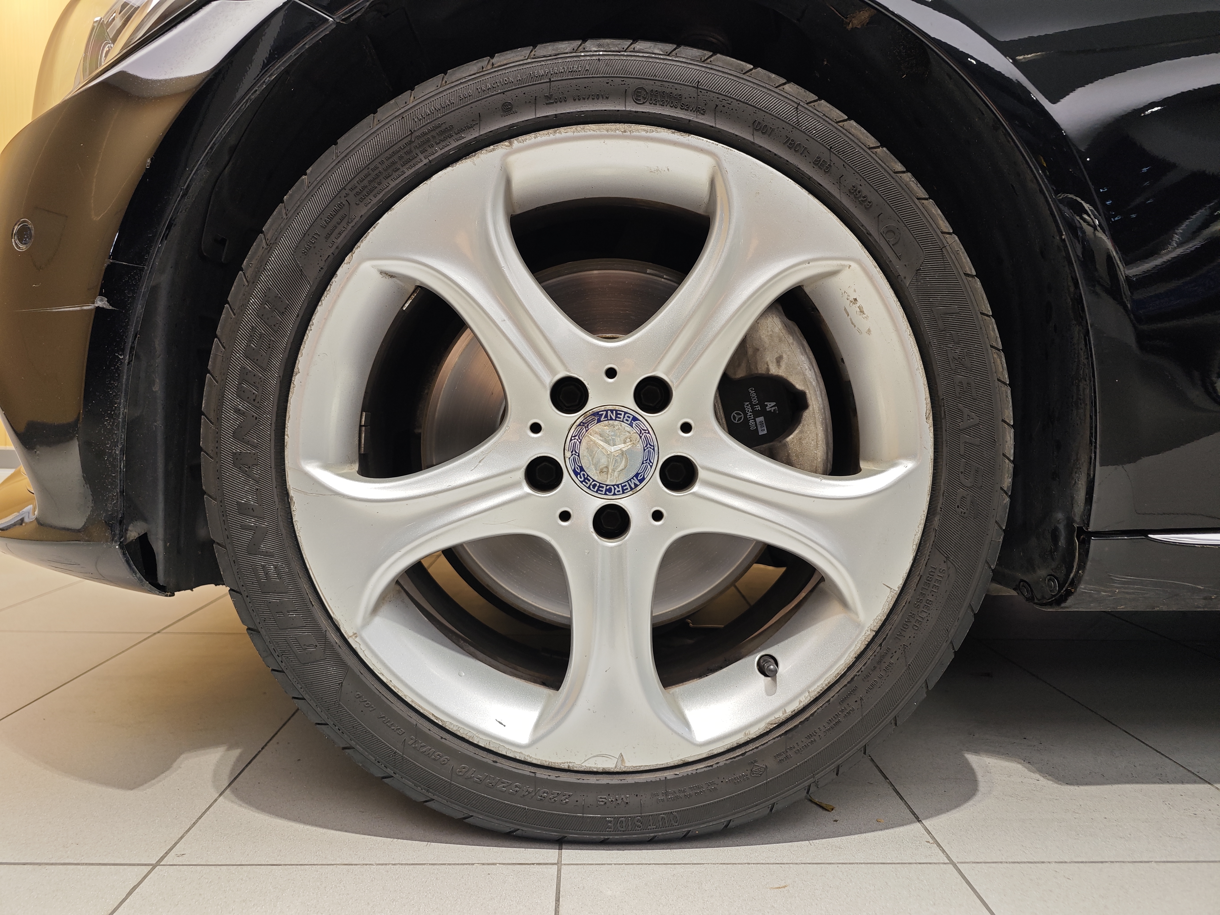 Mercedes-Benz C Class 2015 car image #6