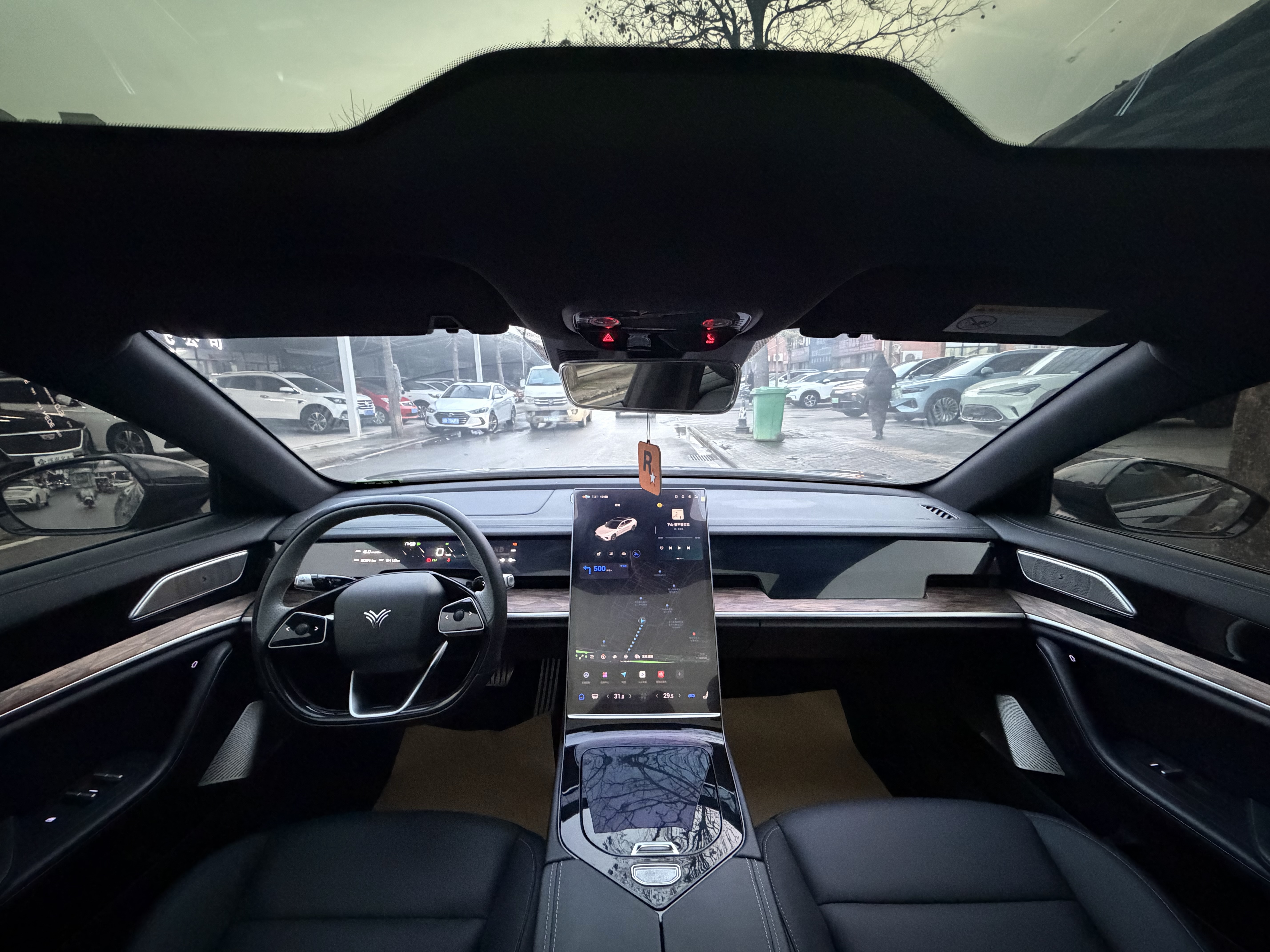 哪吒汽车 哪吒S 2023 汽车图片 #6