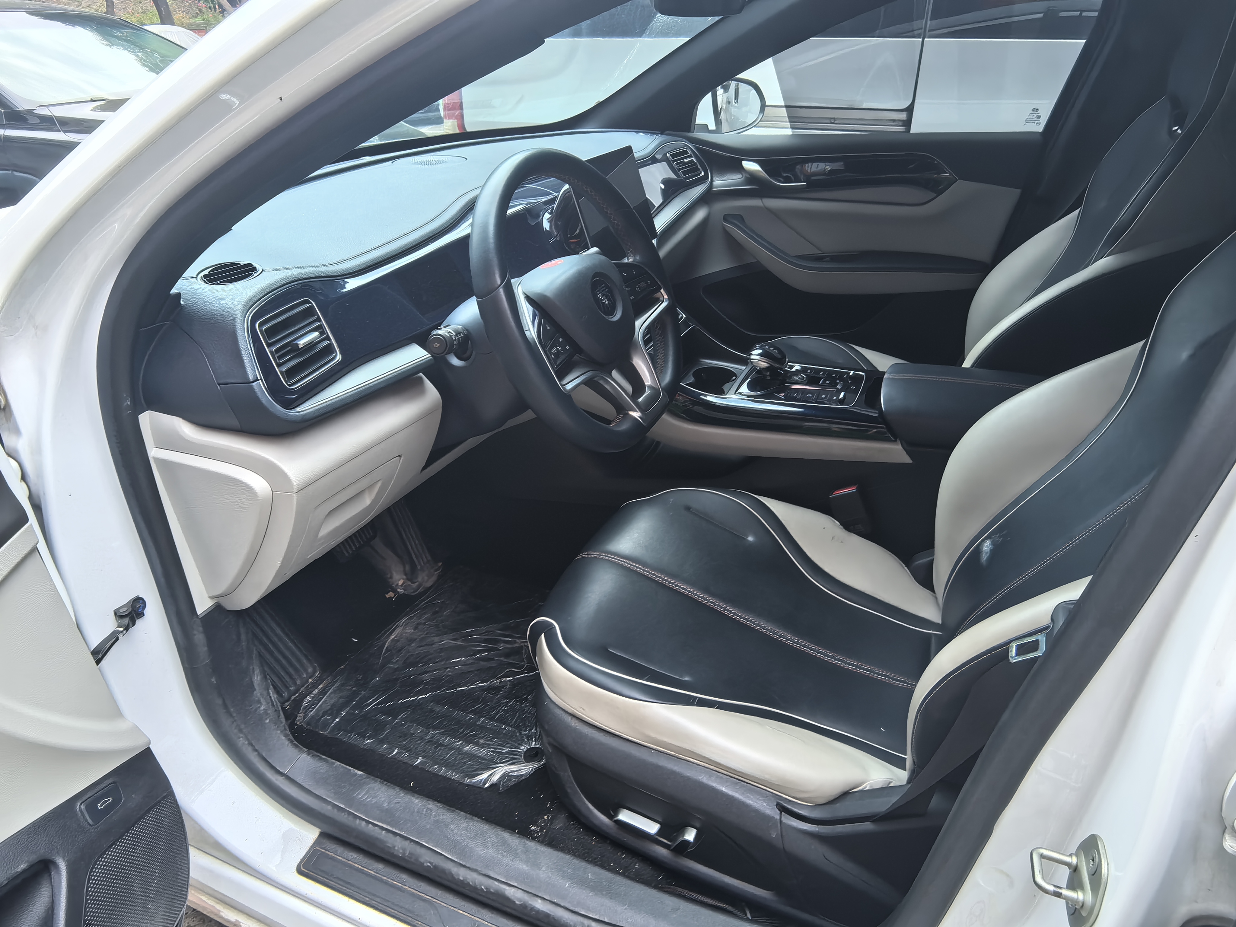 BYD Qin 2023 car image #6