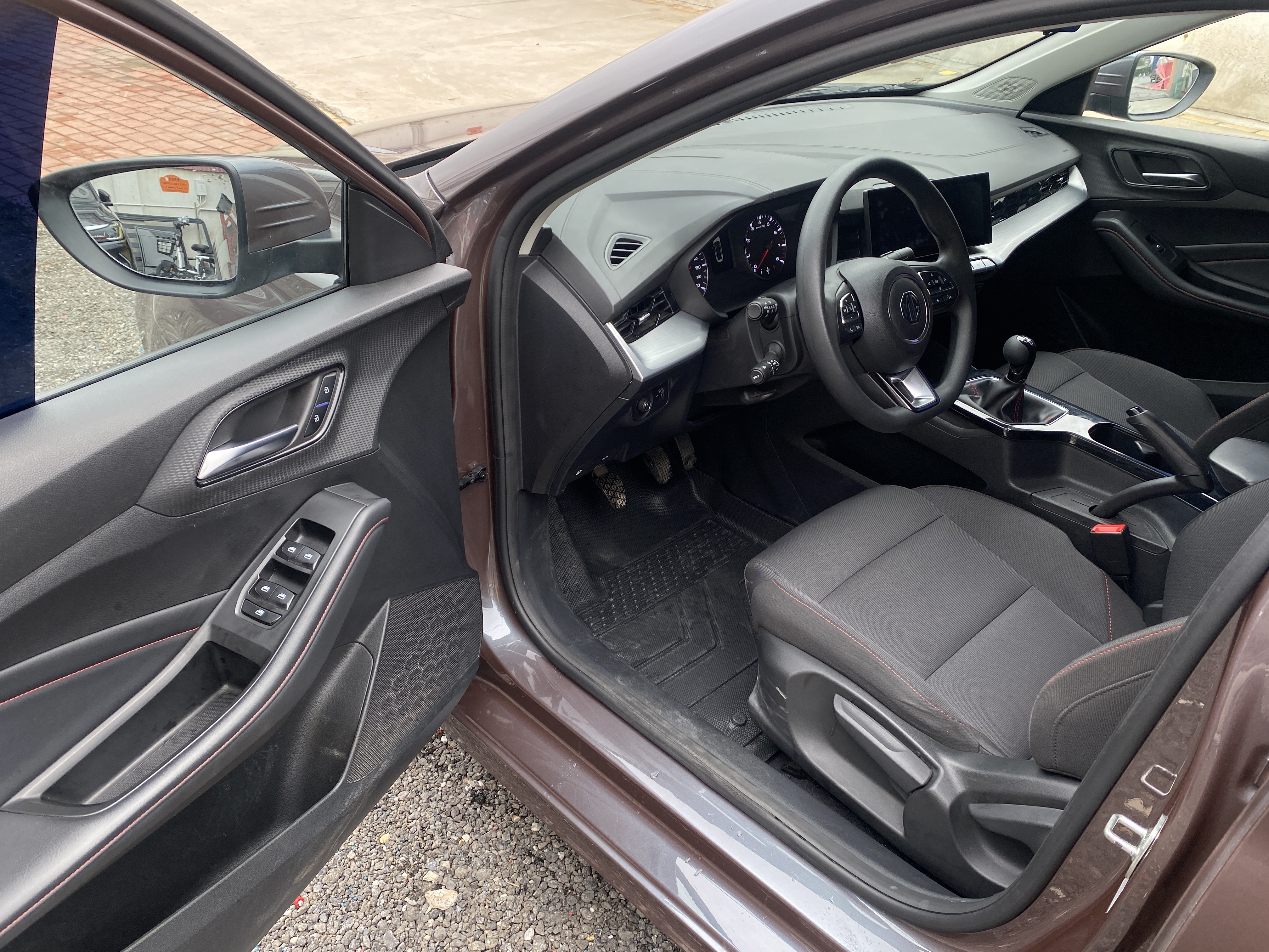 5 2024 #6 5 2024 imagen de coche #6