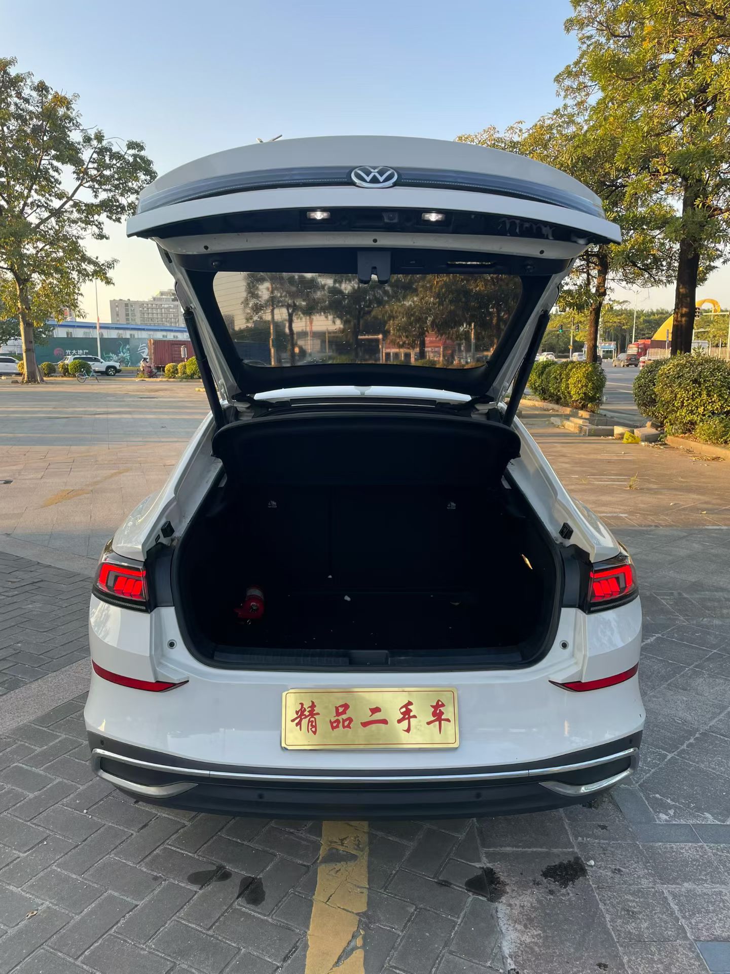 Volkswagen Lamando 2023 immagine di auto #6