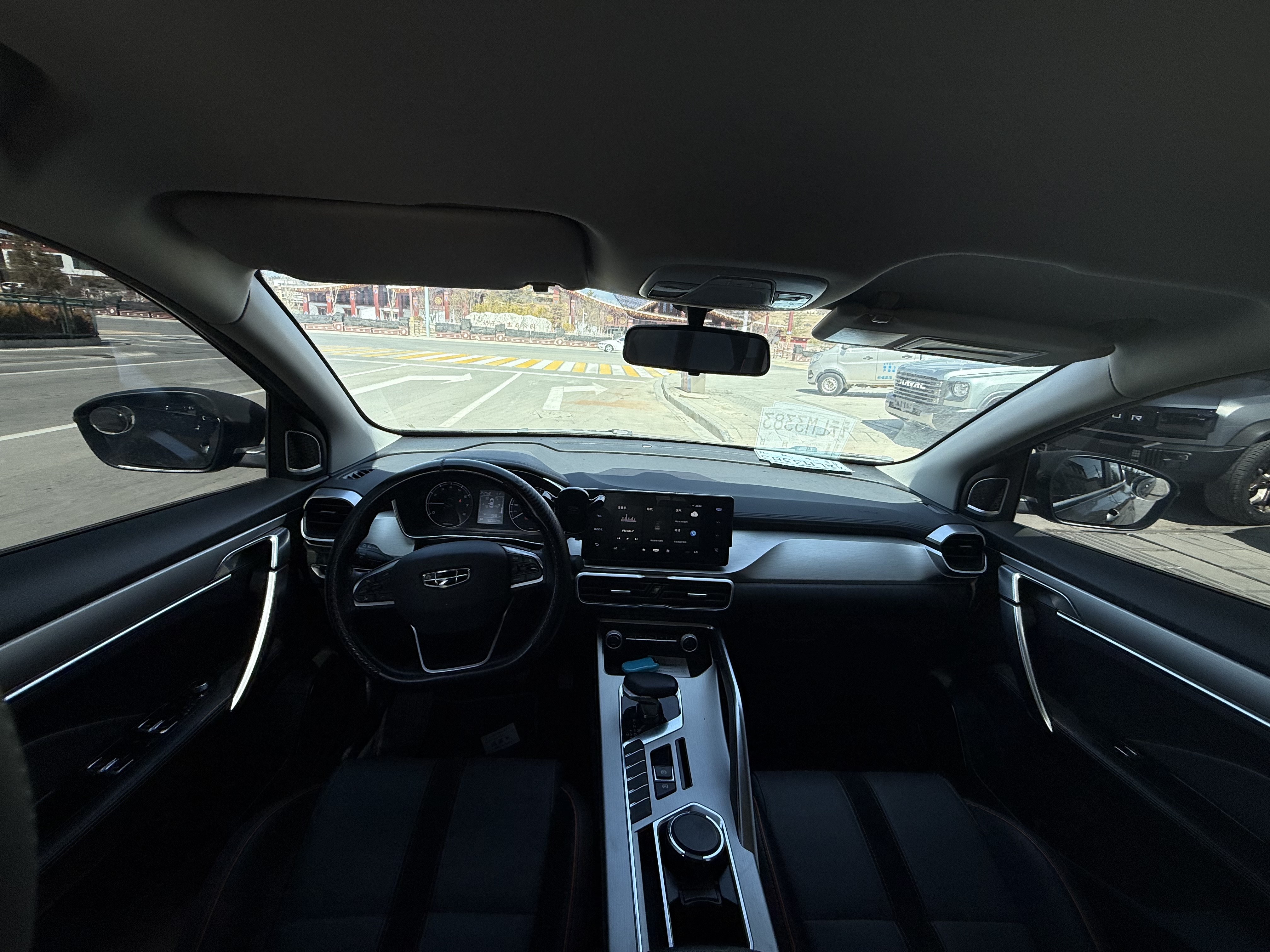 GEELY Coolray 2024 #6 GEELY Coolray 2024 car image #6