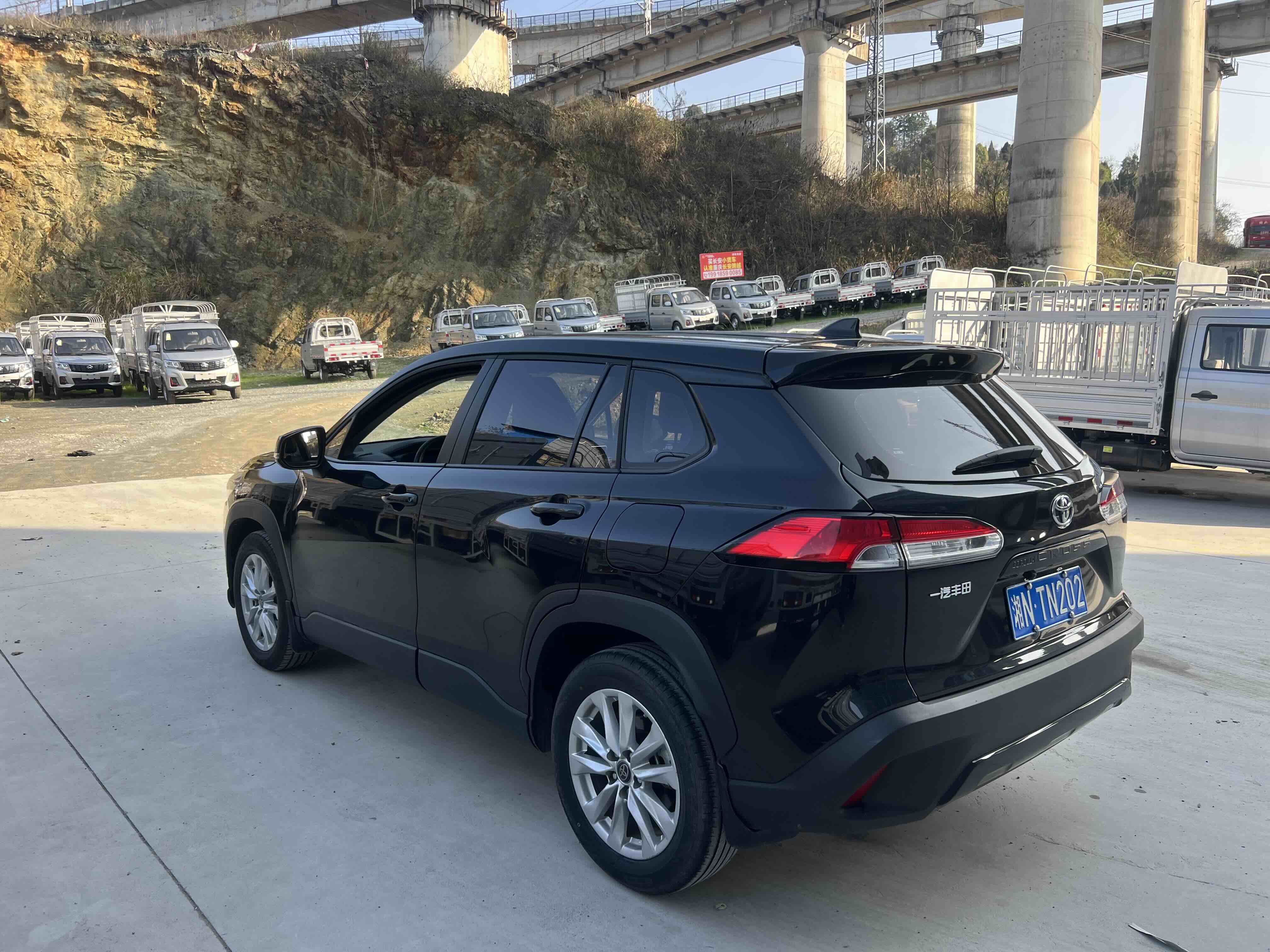 Corolla Cross 2023 #6 Corolla Cross 2023 car image #6