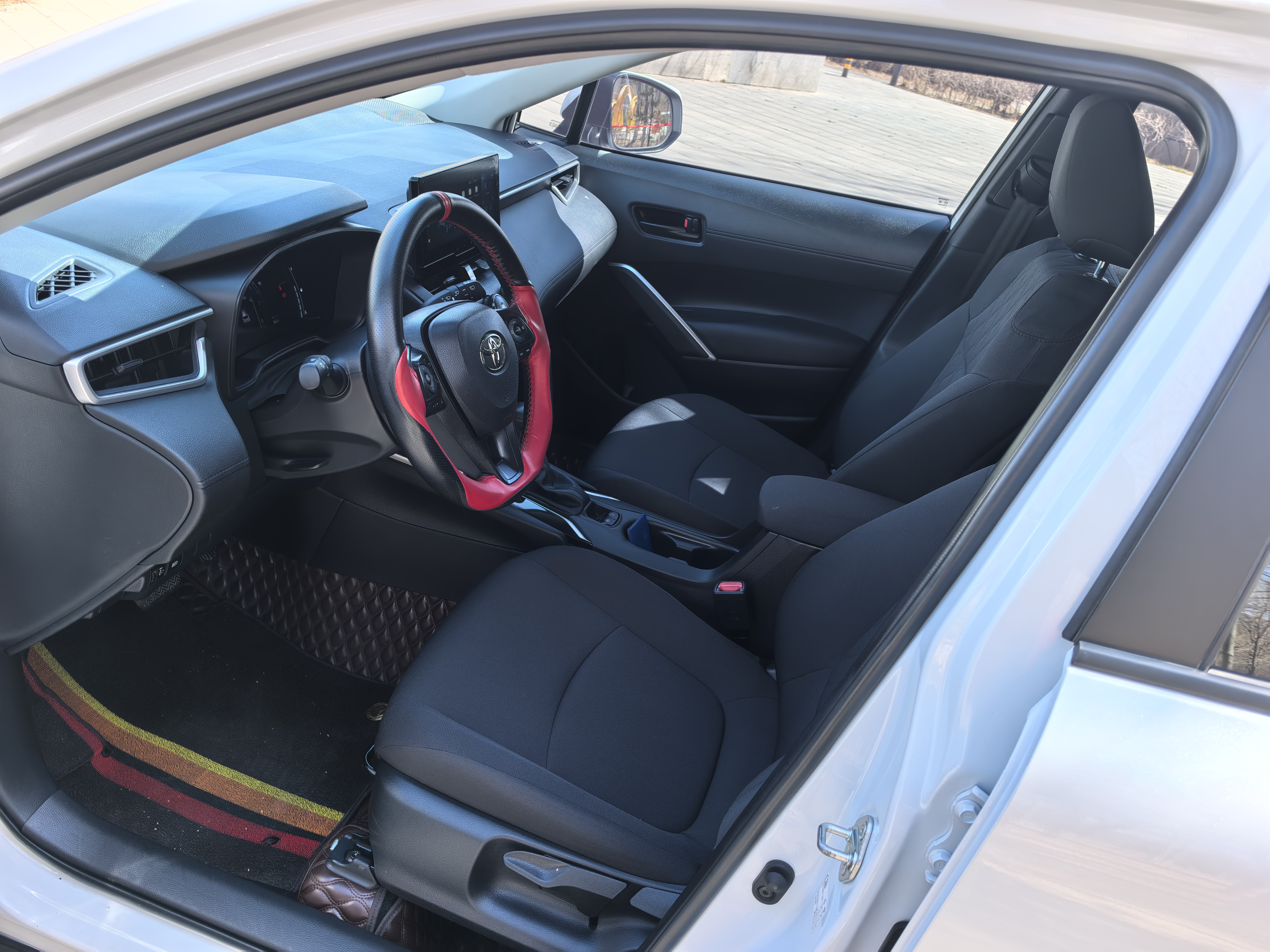 丰田 卡罗拉锐放 2023 汽车图片 #6