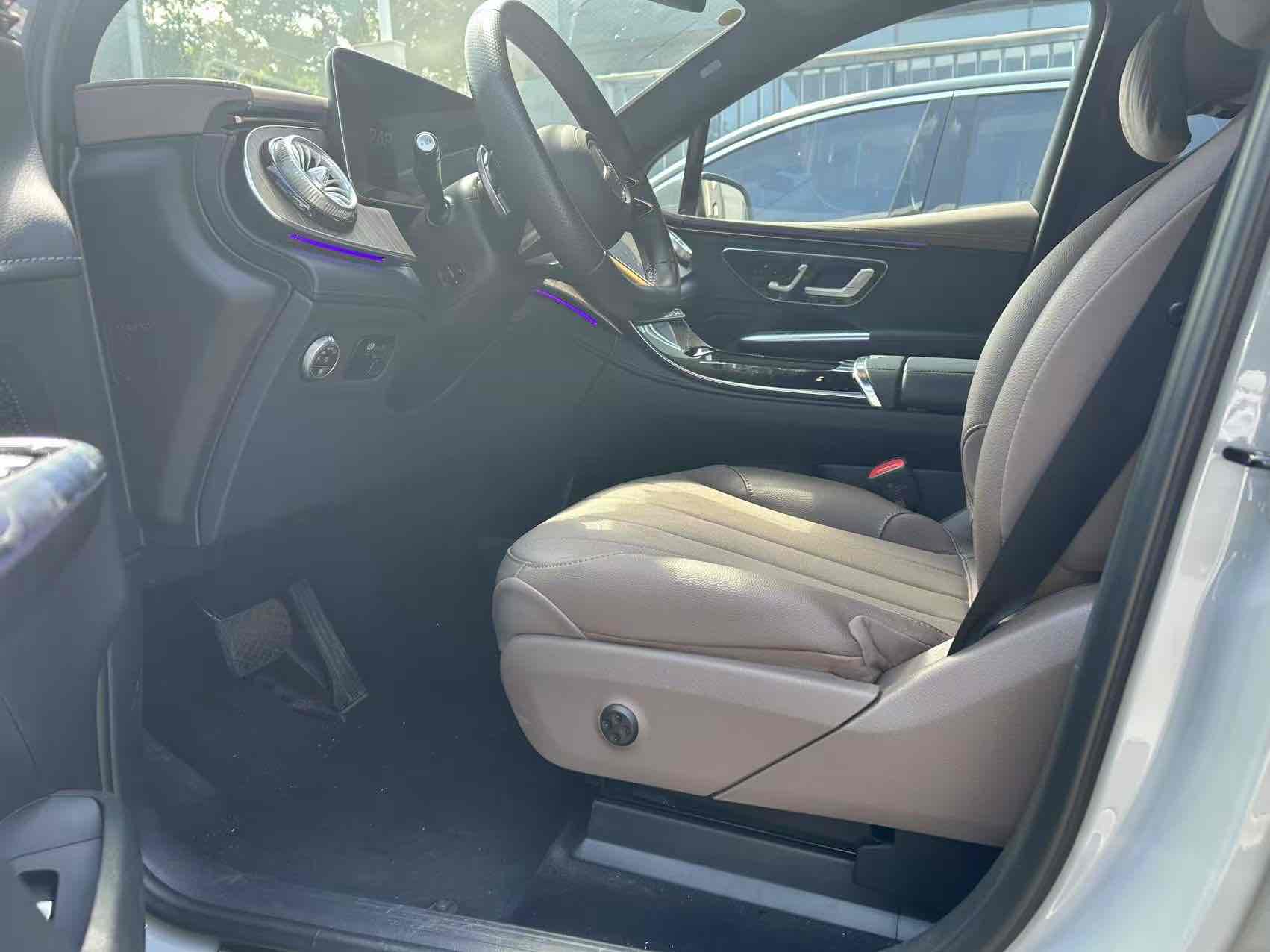 Mercedes-Benz EQE SUV 2023 car image #6