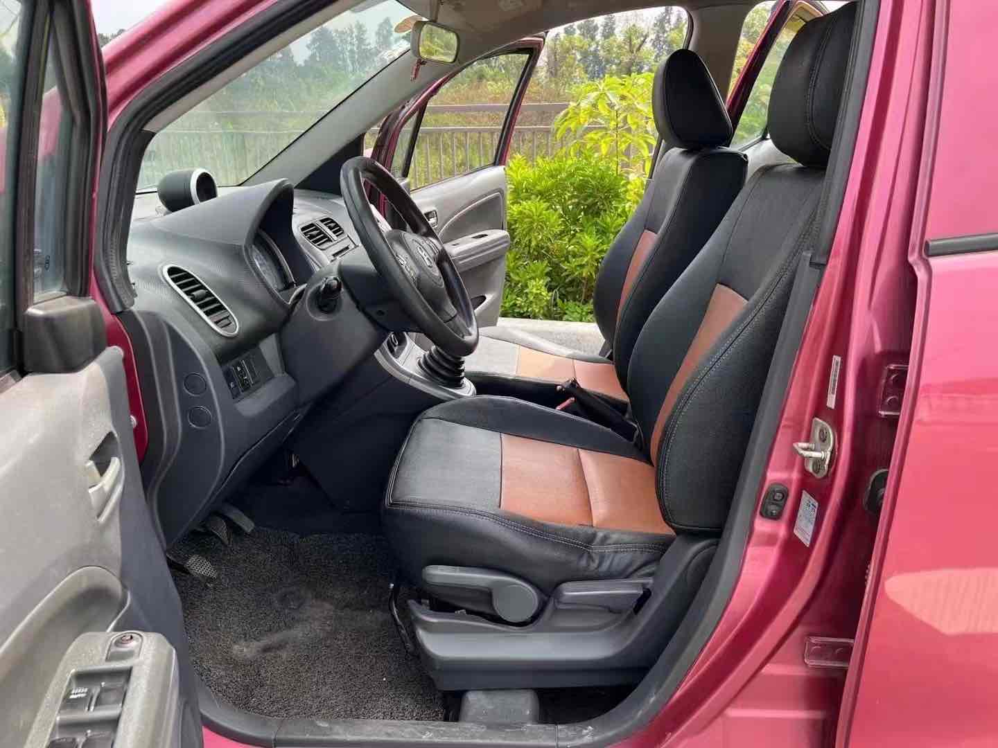 Suzuki Splash 2012 immagine di auto #6