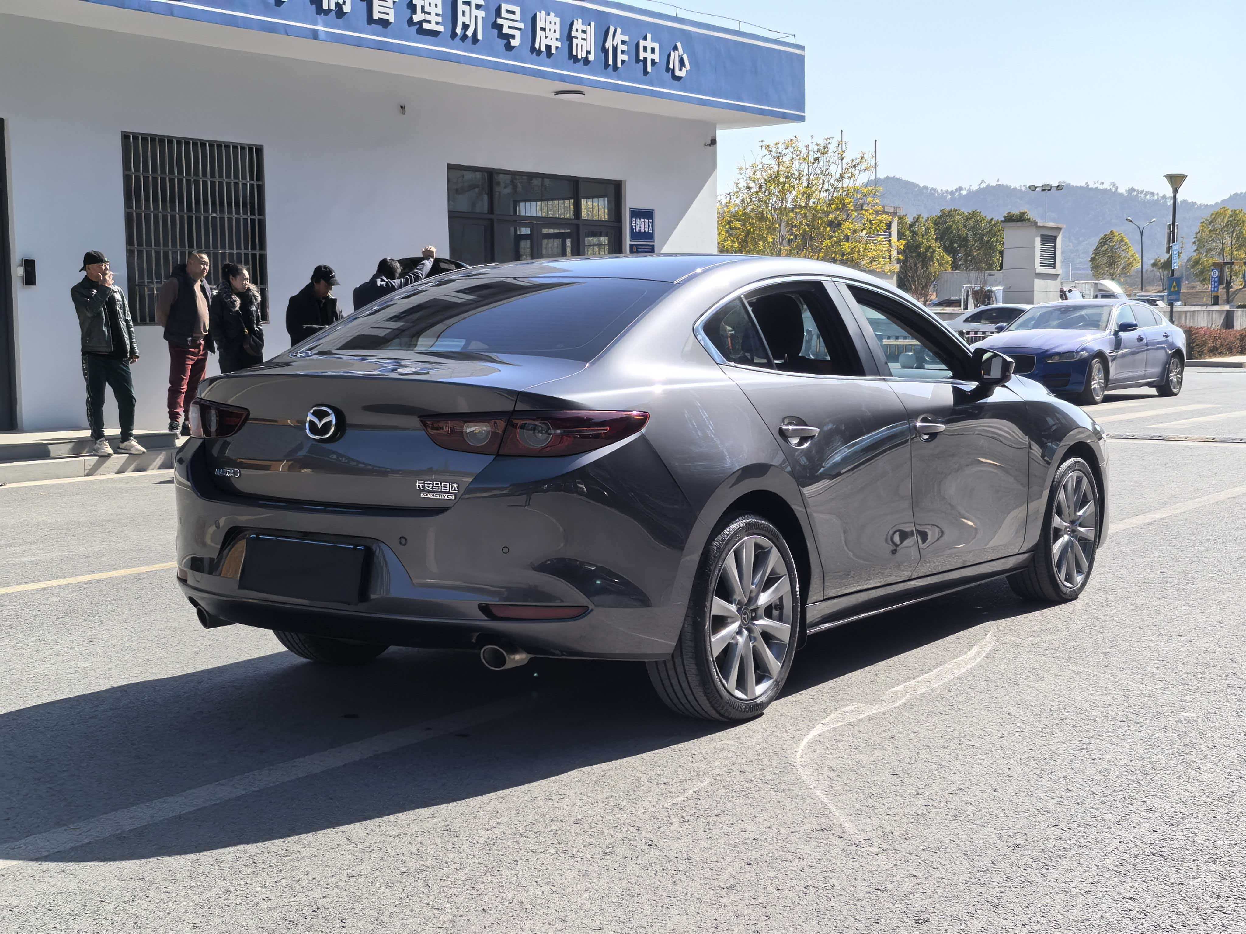 Mazda 2024 immagine di auto #6