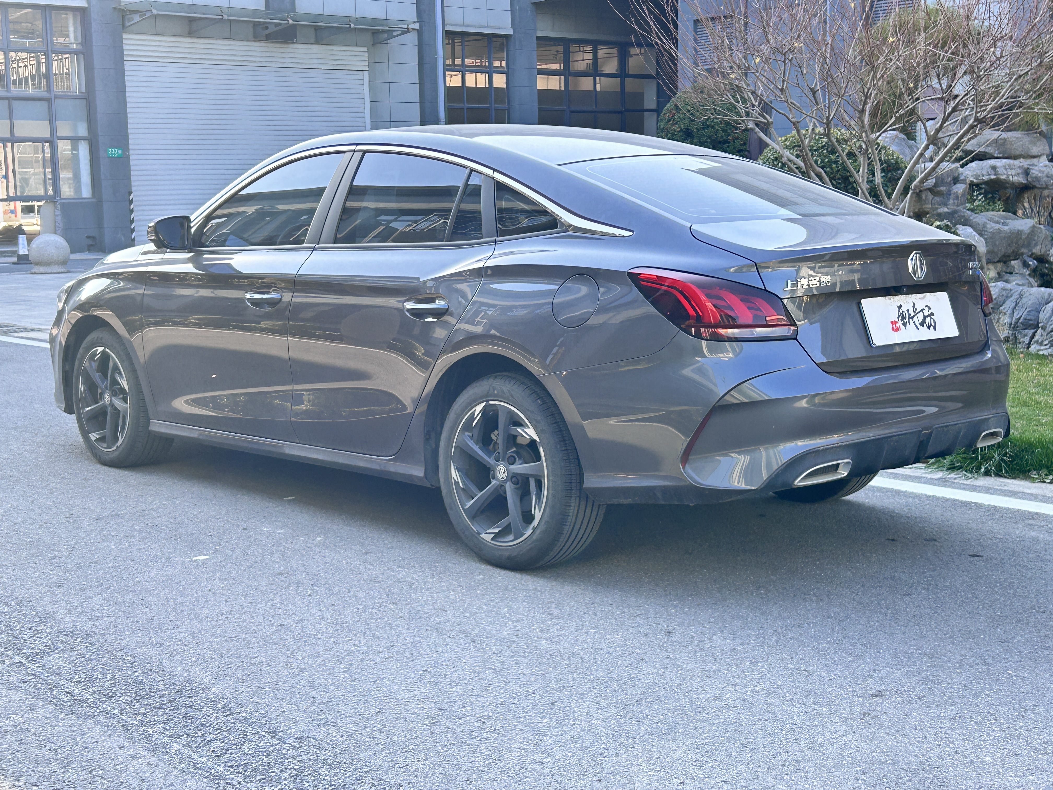 5 2024 car image #6