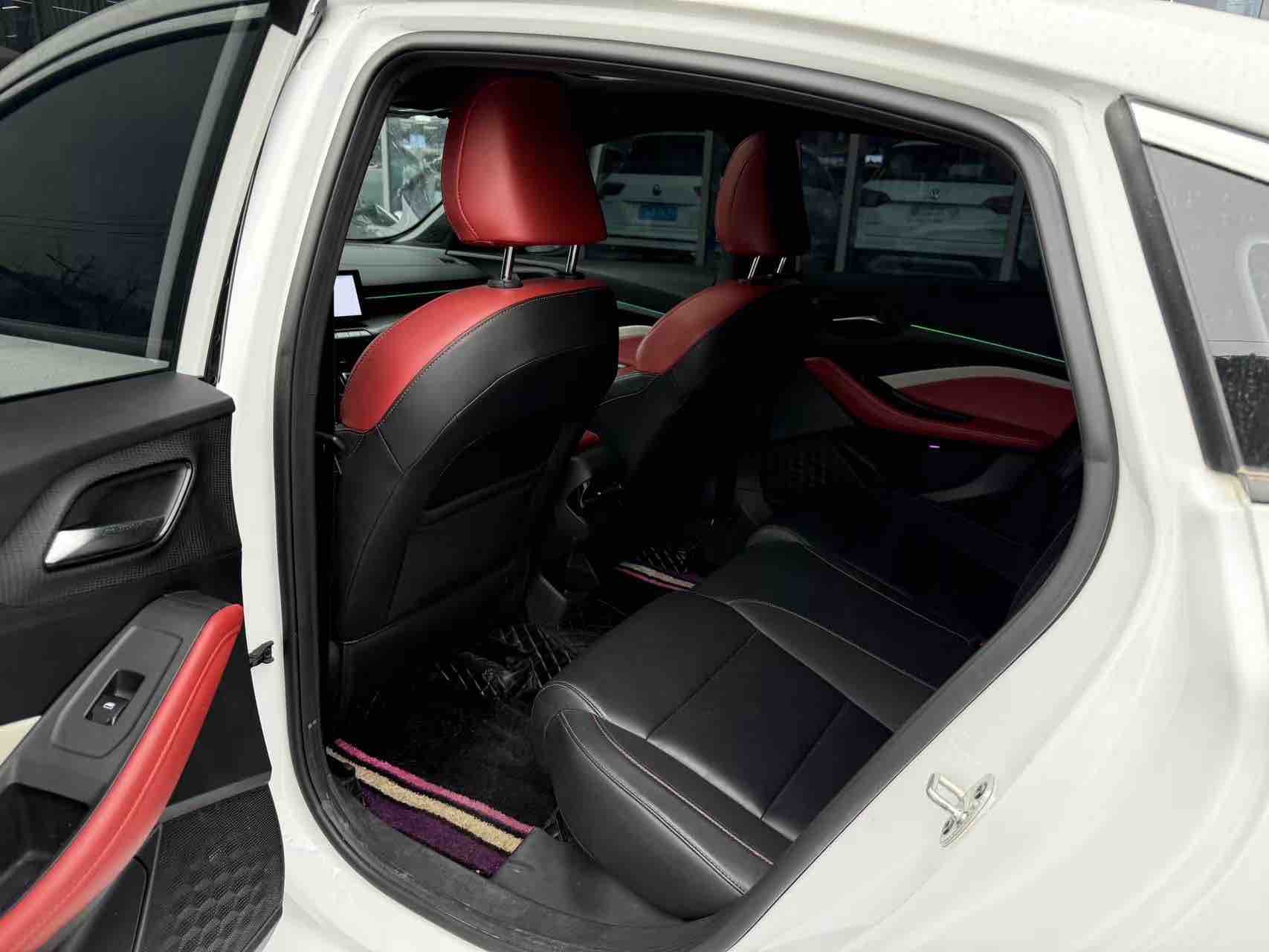 5 2024 #6 5 2024 immagine di auto #6