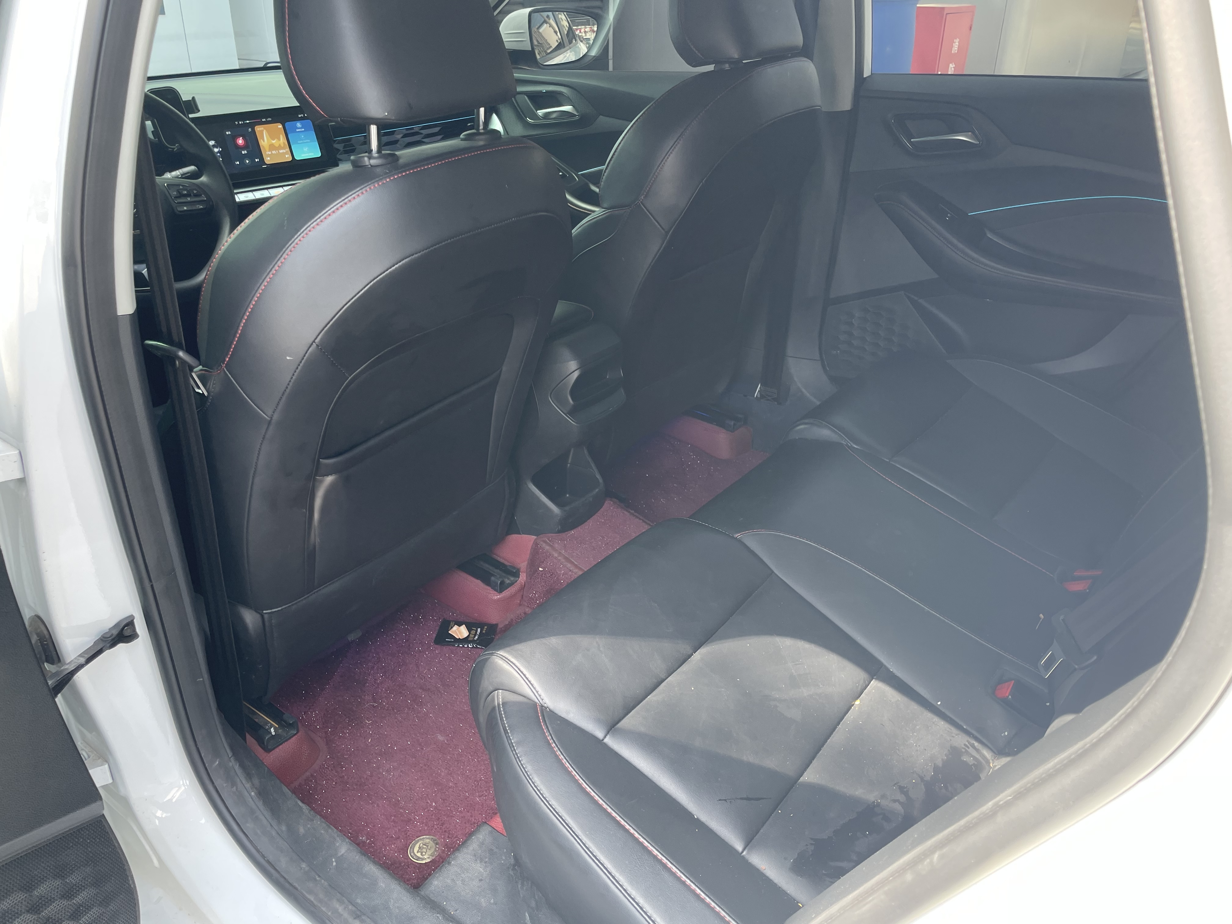 5 2024 immagine di auto #6