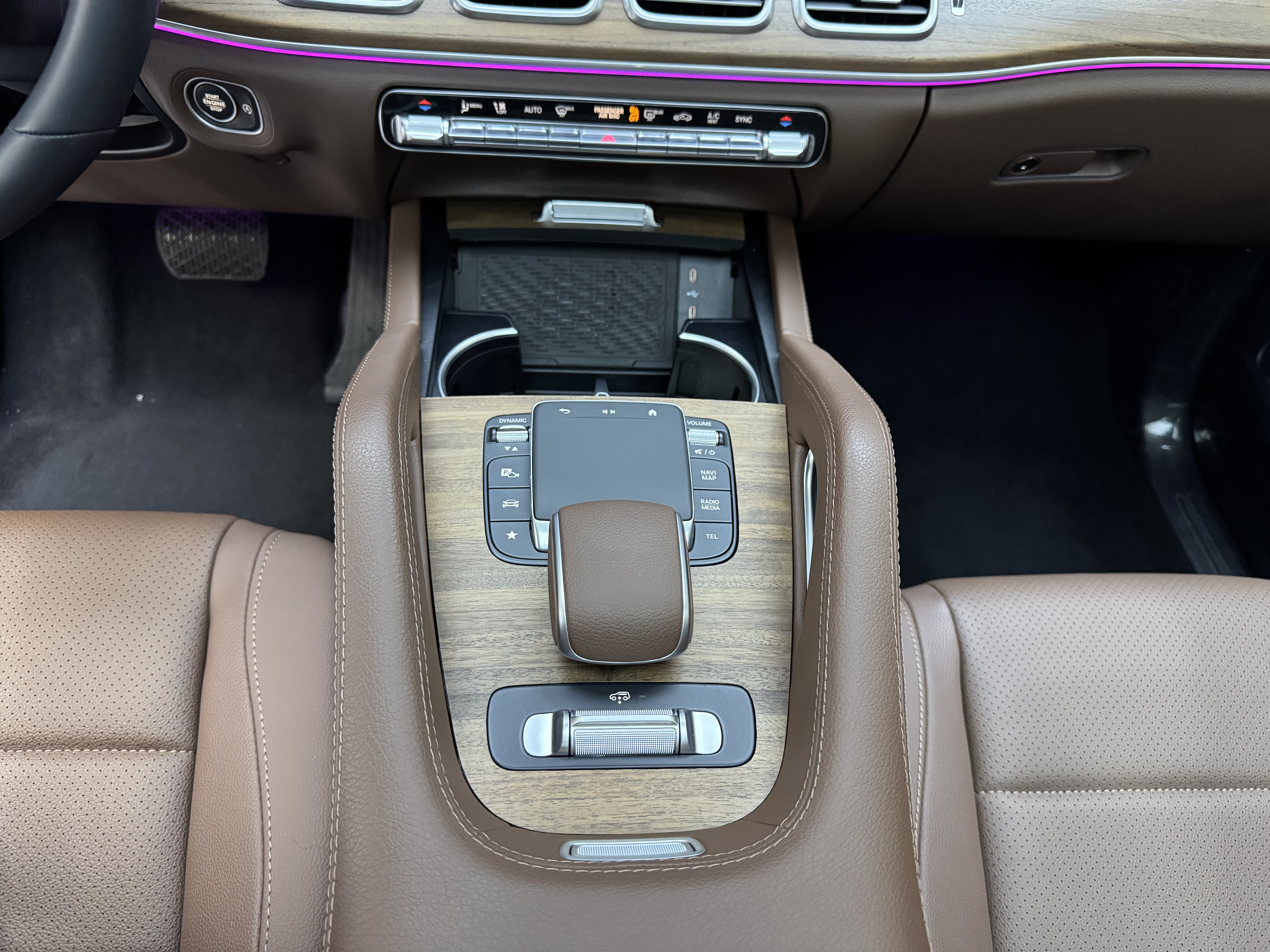 Mercedes-Benz GLE Class 2024 #6 Mercedes-Benz GLE Class 2024 car image #6