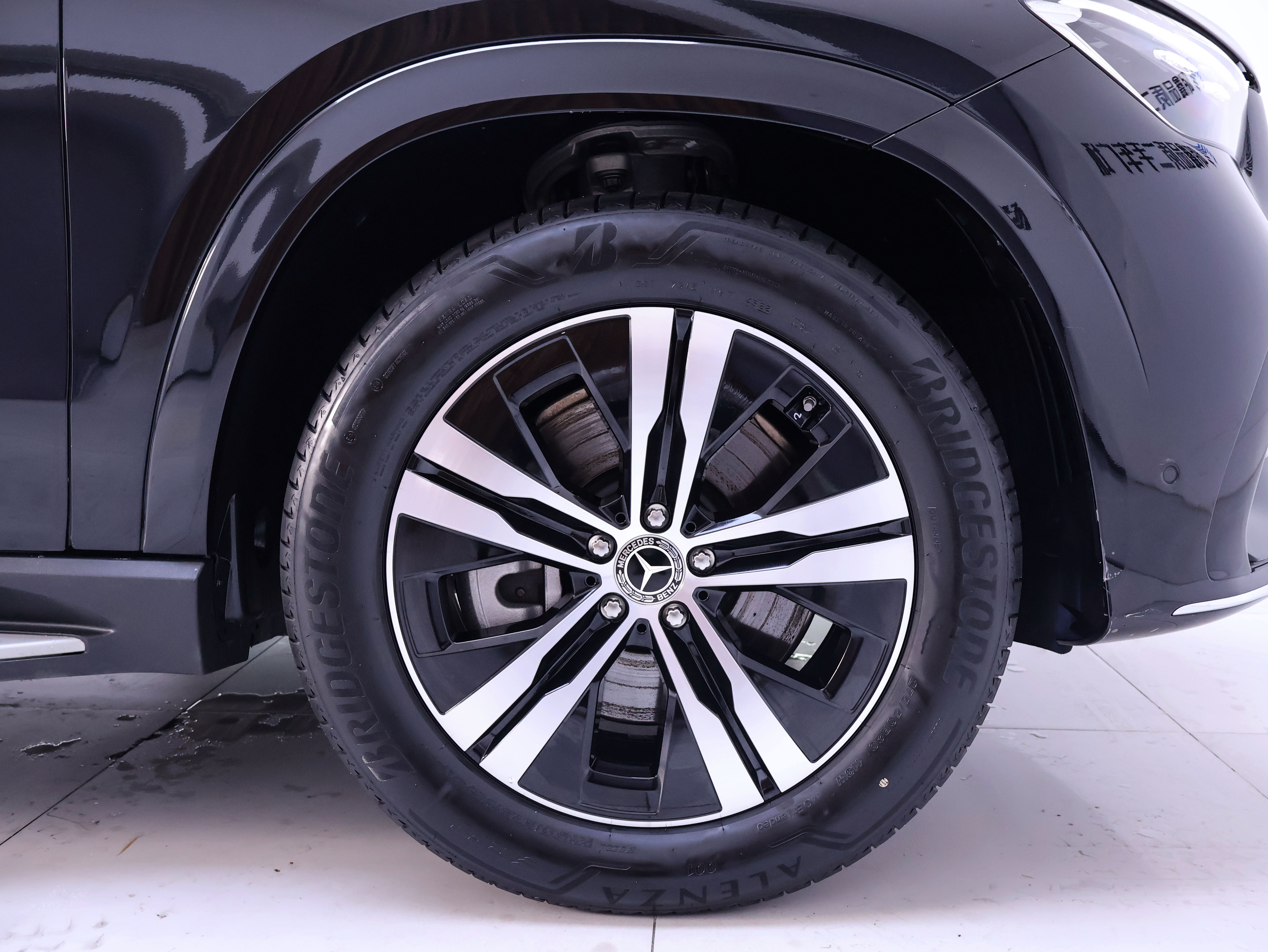 Mercedes-Benz GLE Class New Energy 2023 car image #6