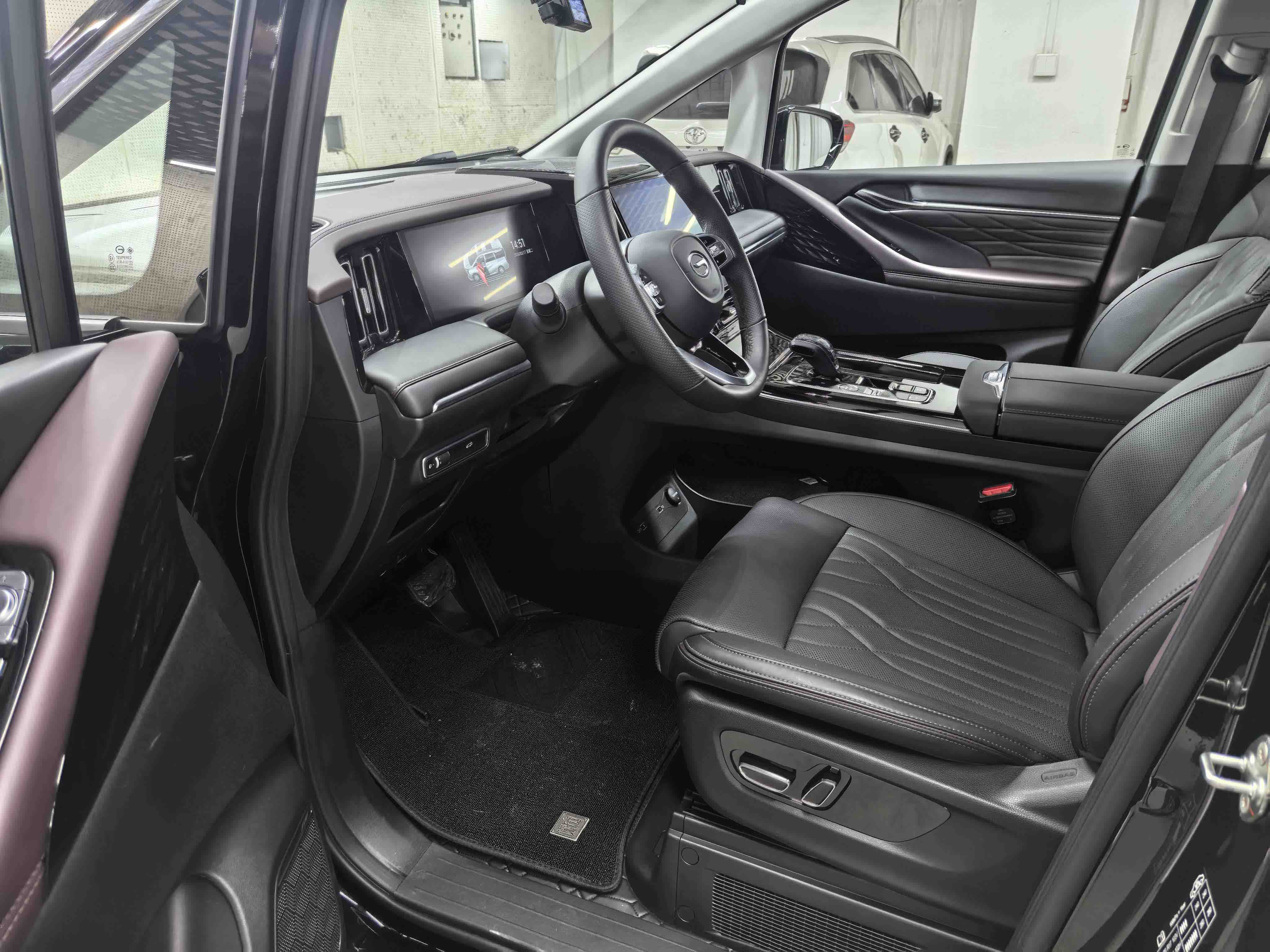 广汽传祺 传祺M8 2025 汽车图片 #6