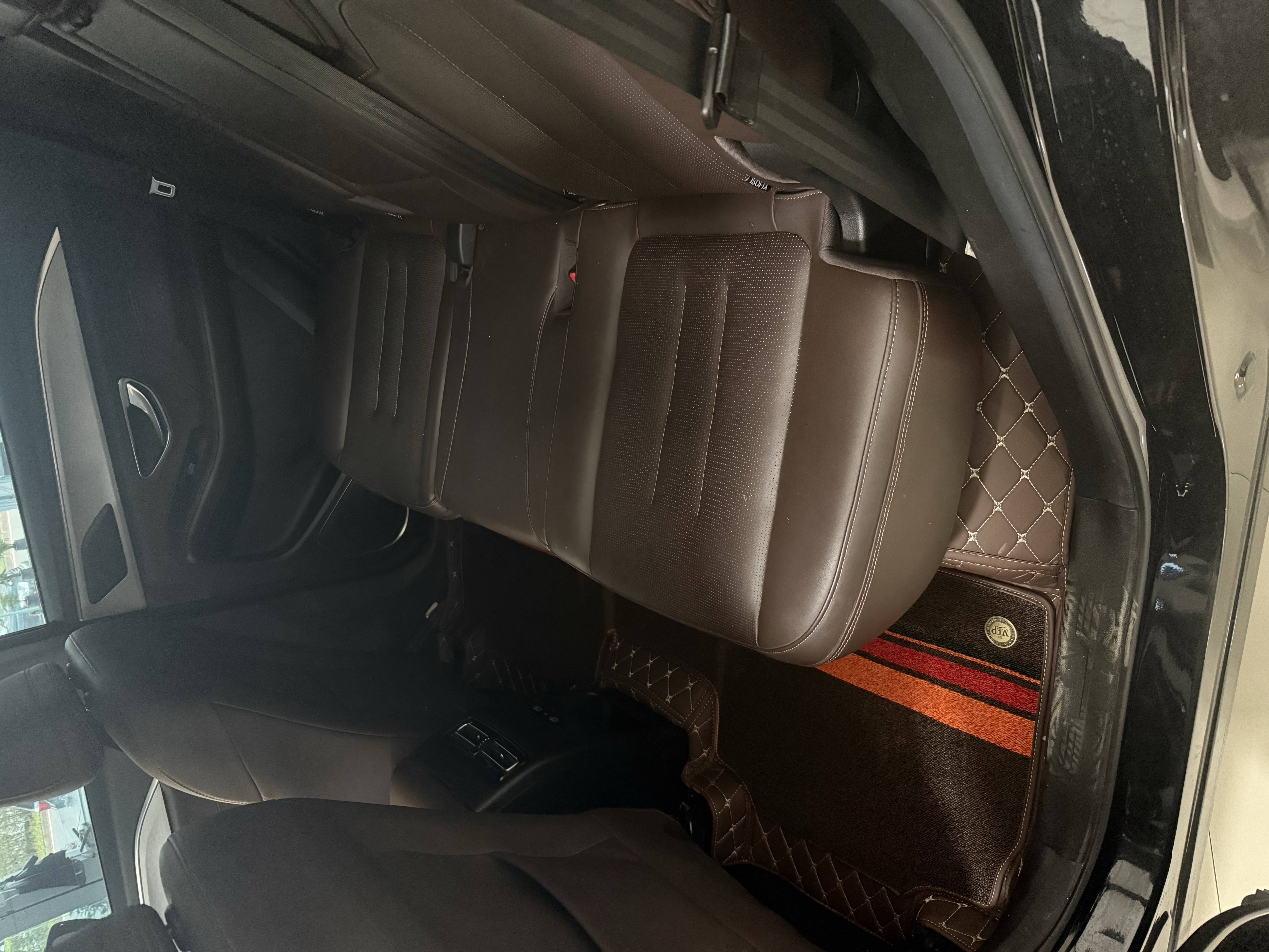 X70 PRO 2023 car image #6