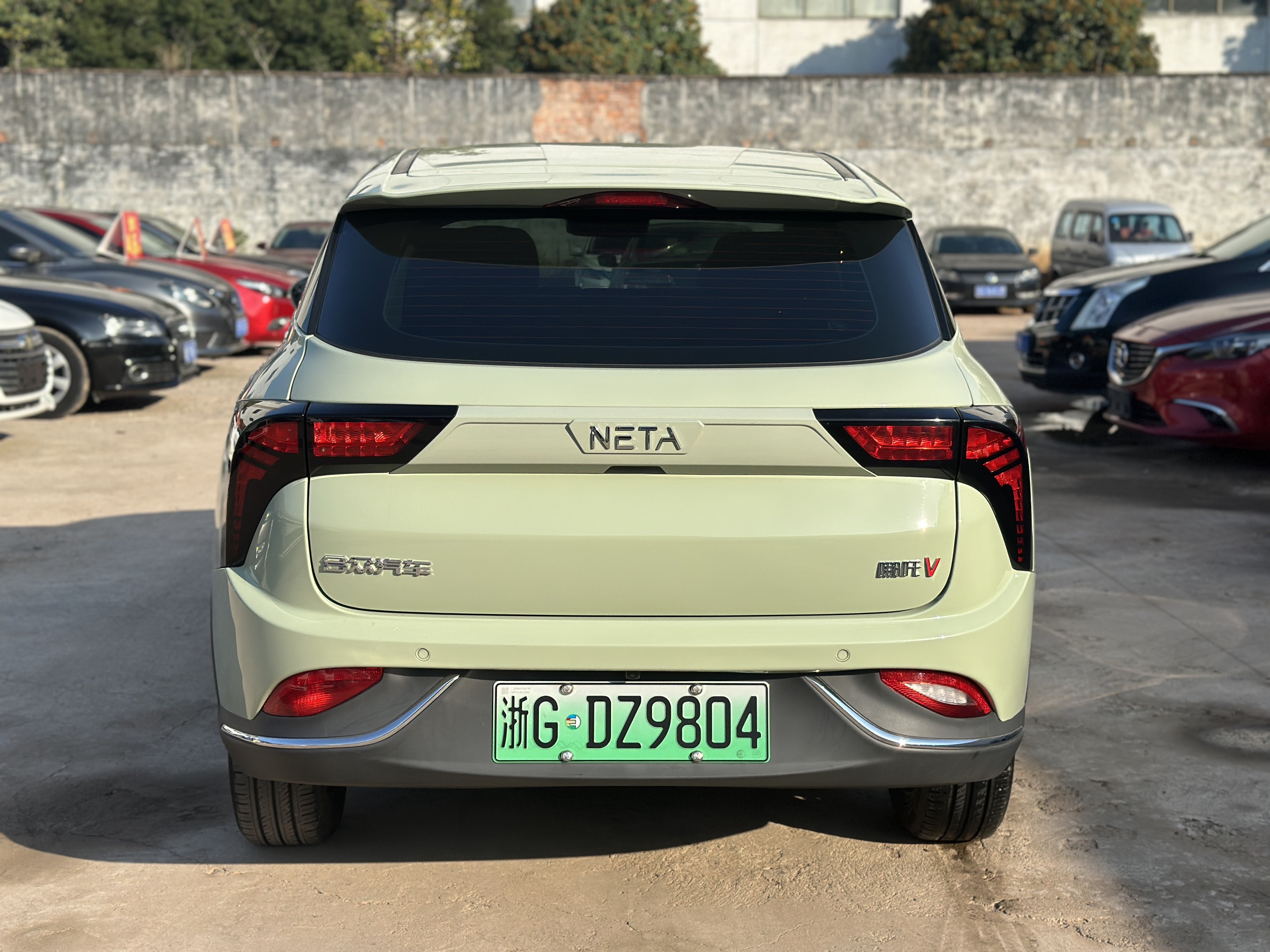 哪吒汽车 哪吒AYA 2023 汽车图片 #6