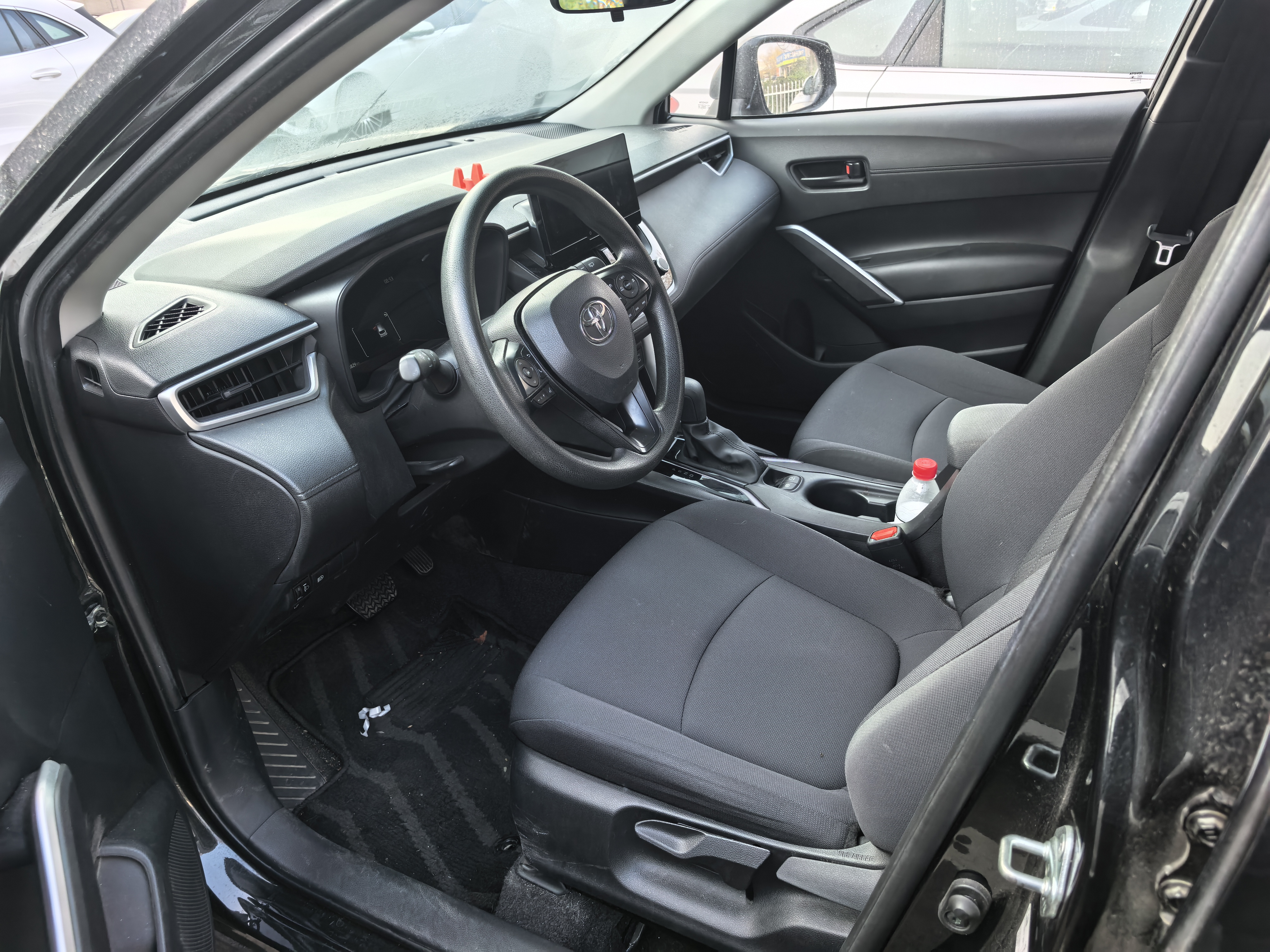 Corolla Cross 2023 immagine di auto #6