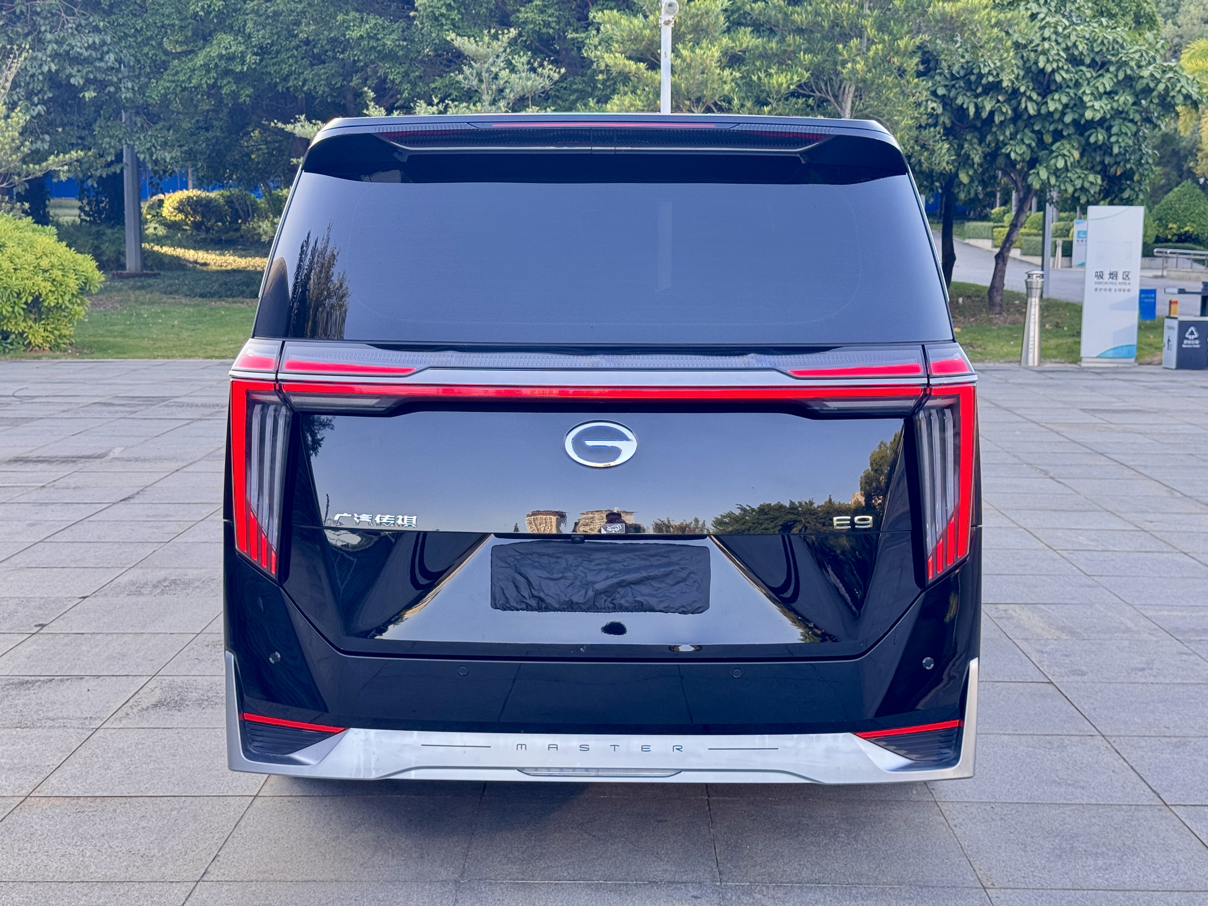 GAC Trumpchi E9 2024 car image #6