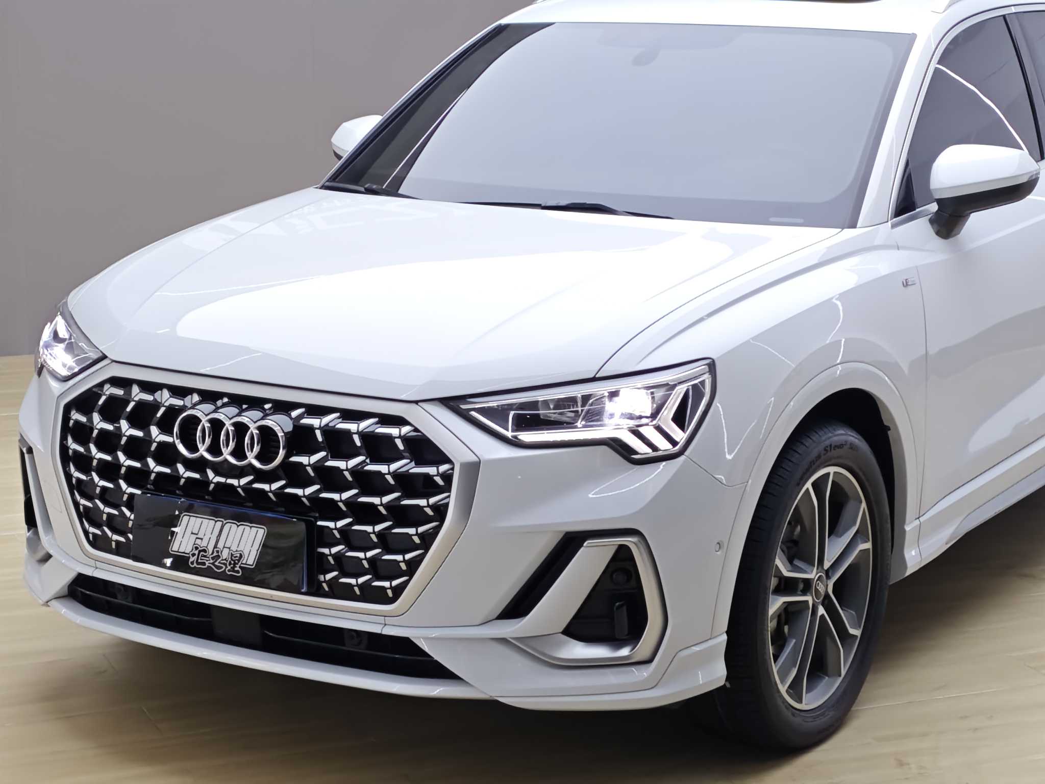 Audi Q3 2024 #6 Audi Q3 2024 car image #6