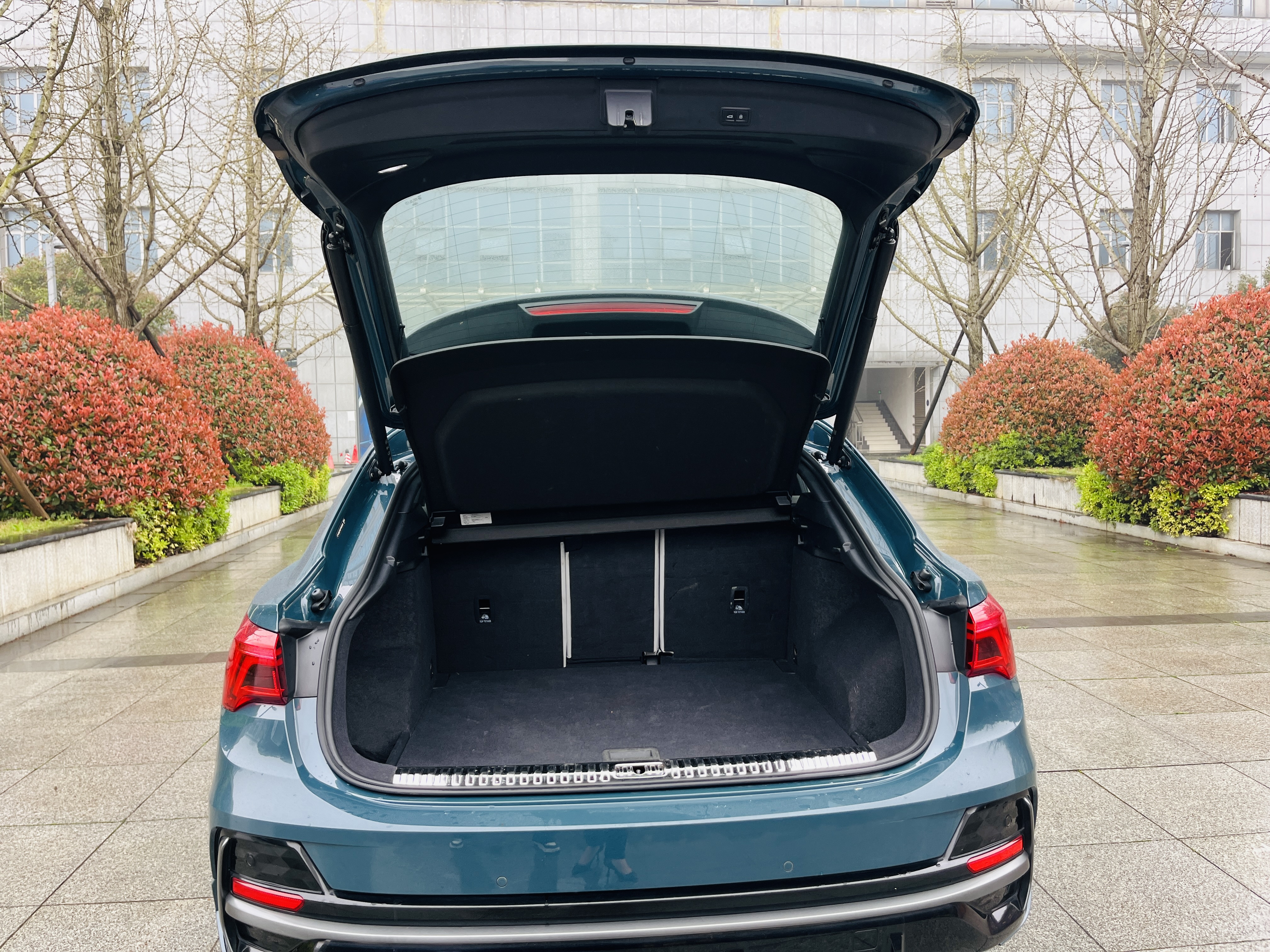 Audi Q3 Sportback 2023 изображение автомобиля #6