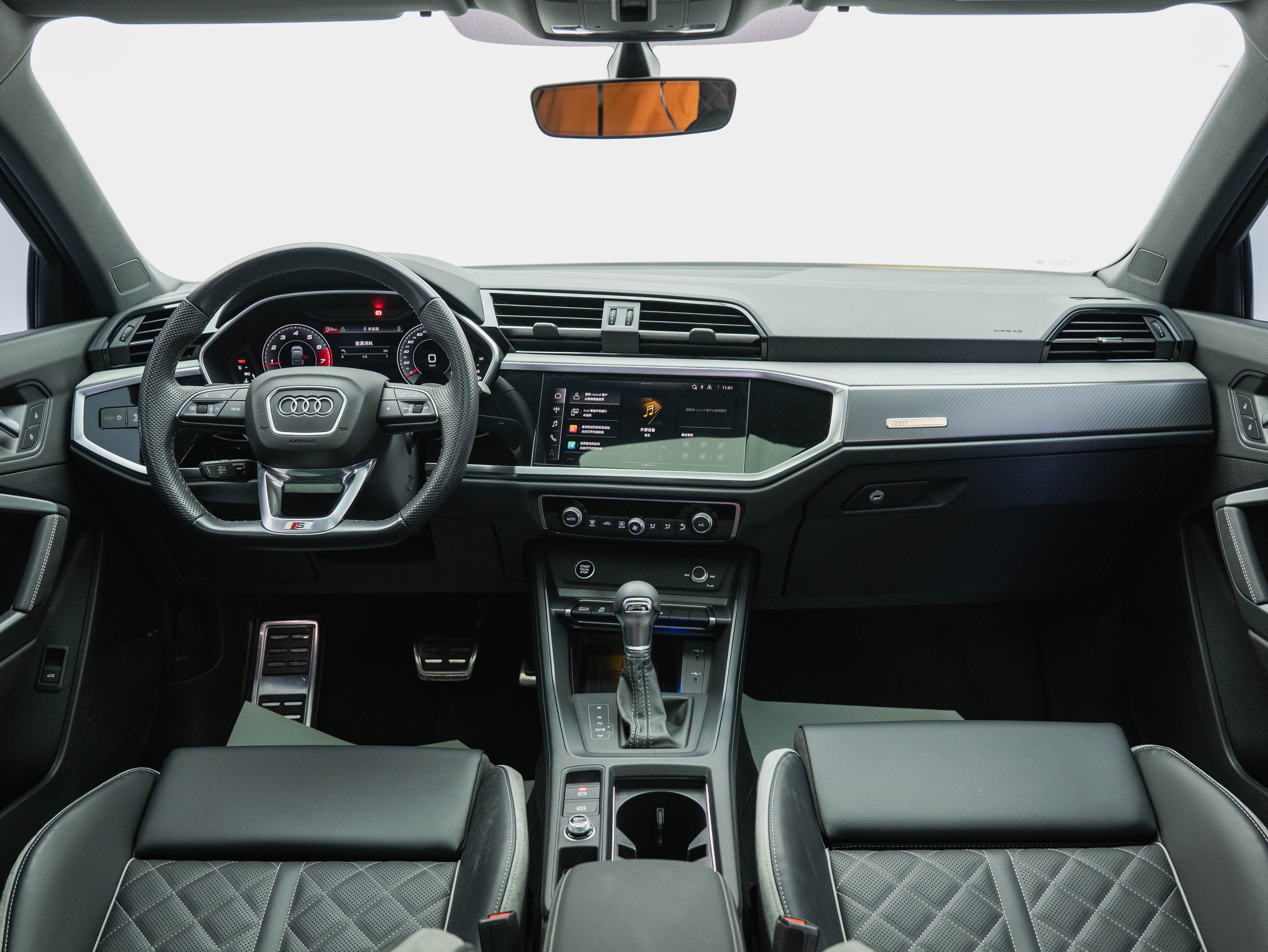 Audi Q3 Sportback 2024 #6 Audi Q3 Sportback 2024 car image #6