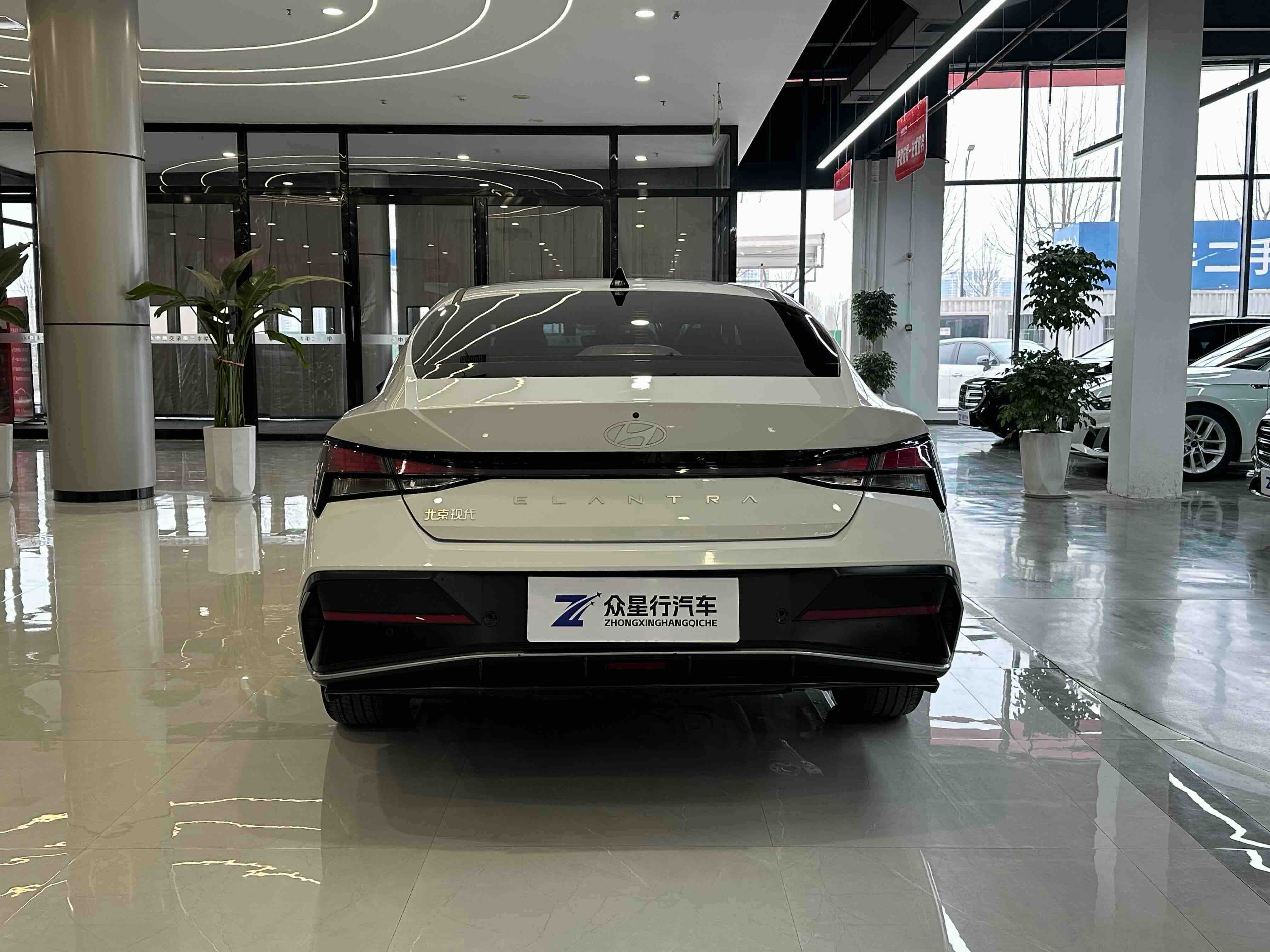 Hyundai Elantra 2023 car image #6