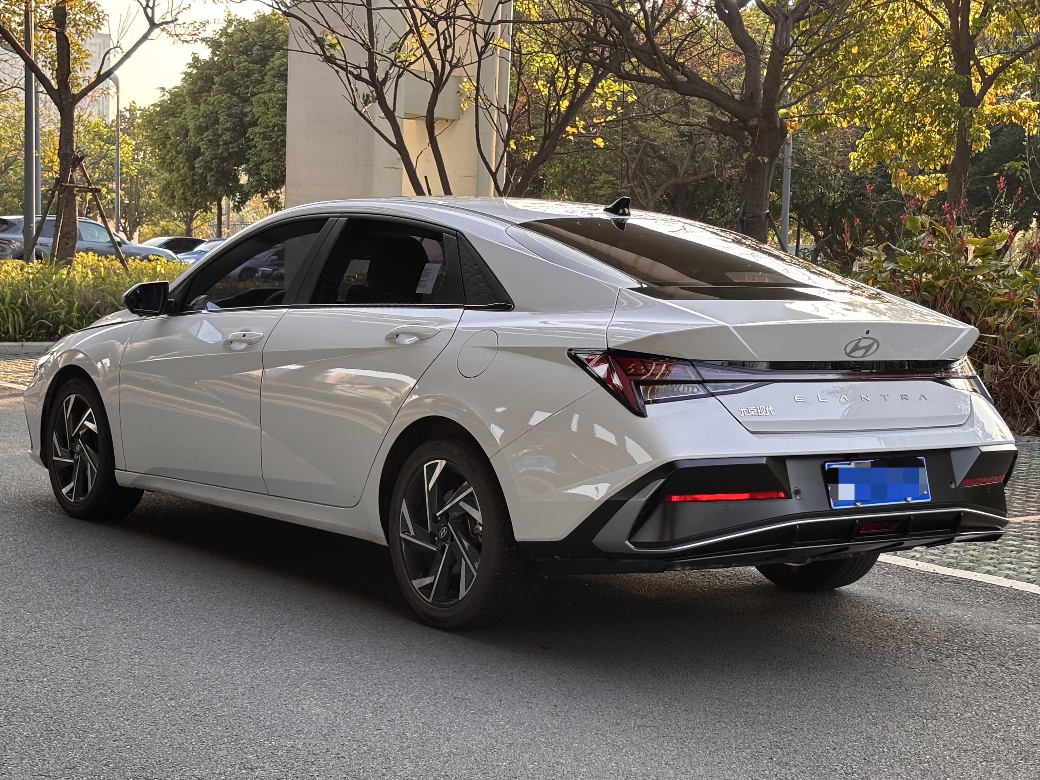 Hyundai Elantra 2024 immagine di auto #6