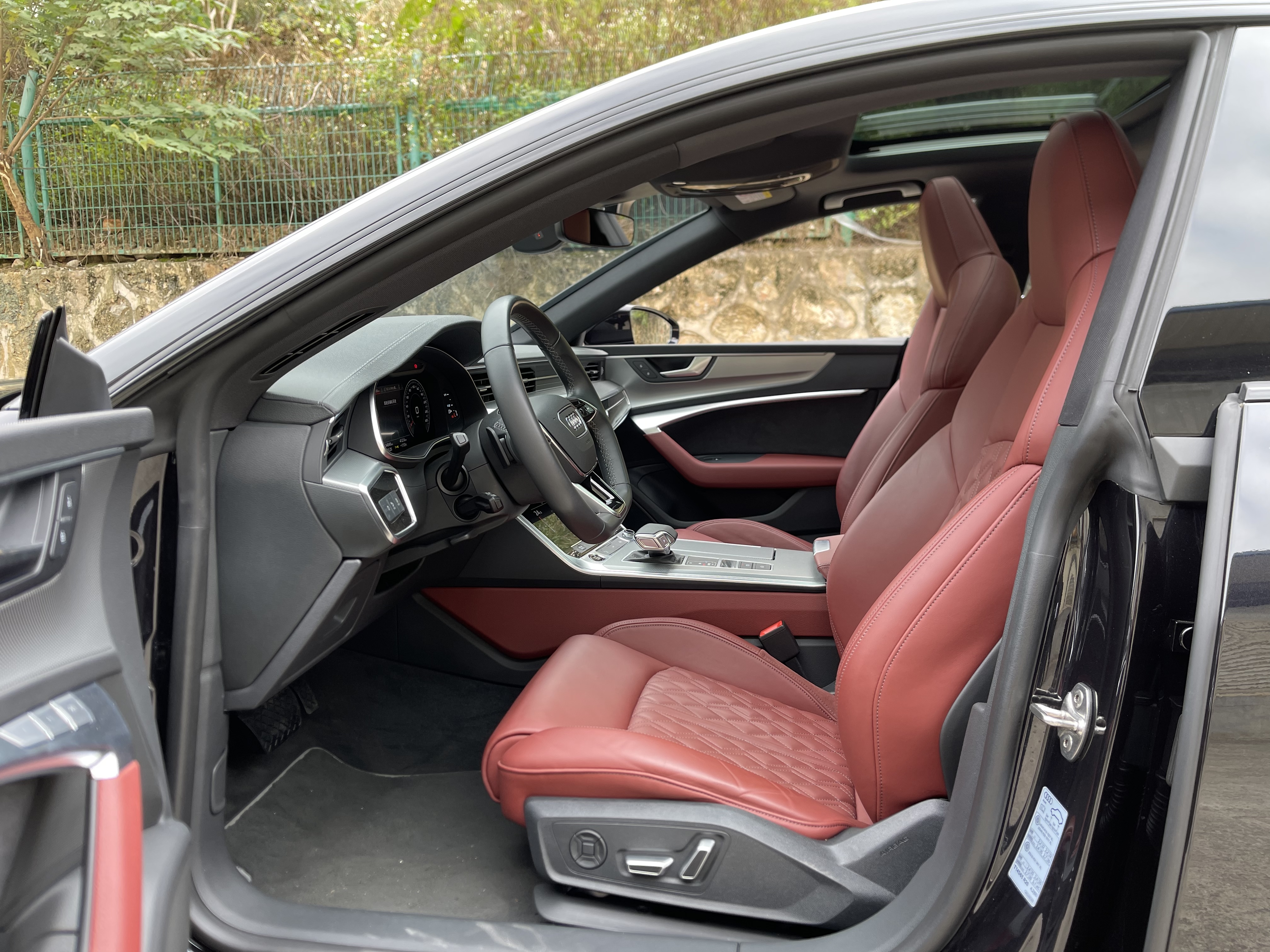 Audi A7L 2024 car image #6