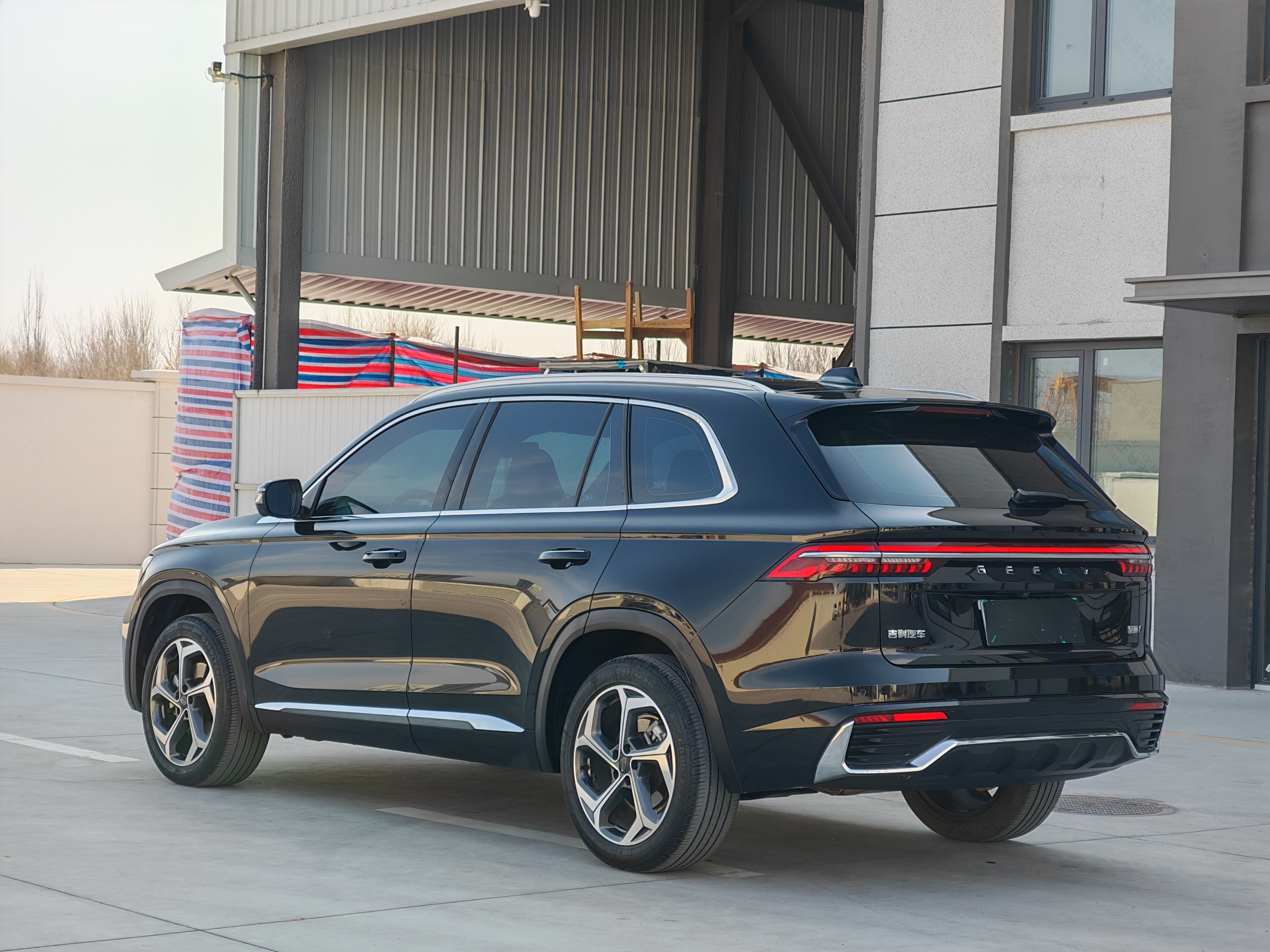 GEELY Monjaro 2024 car image #6