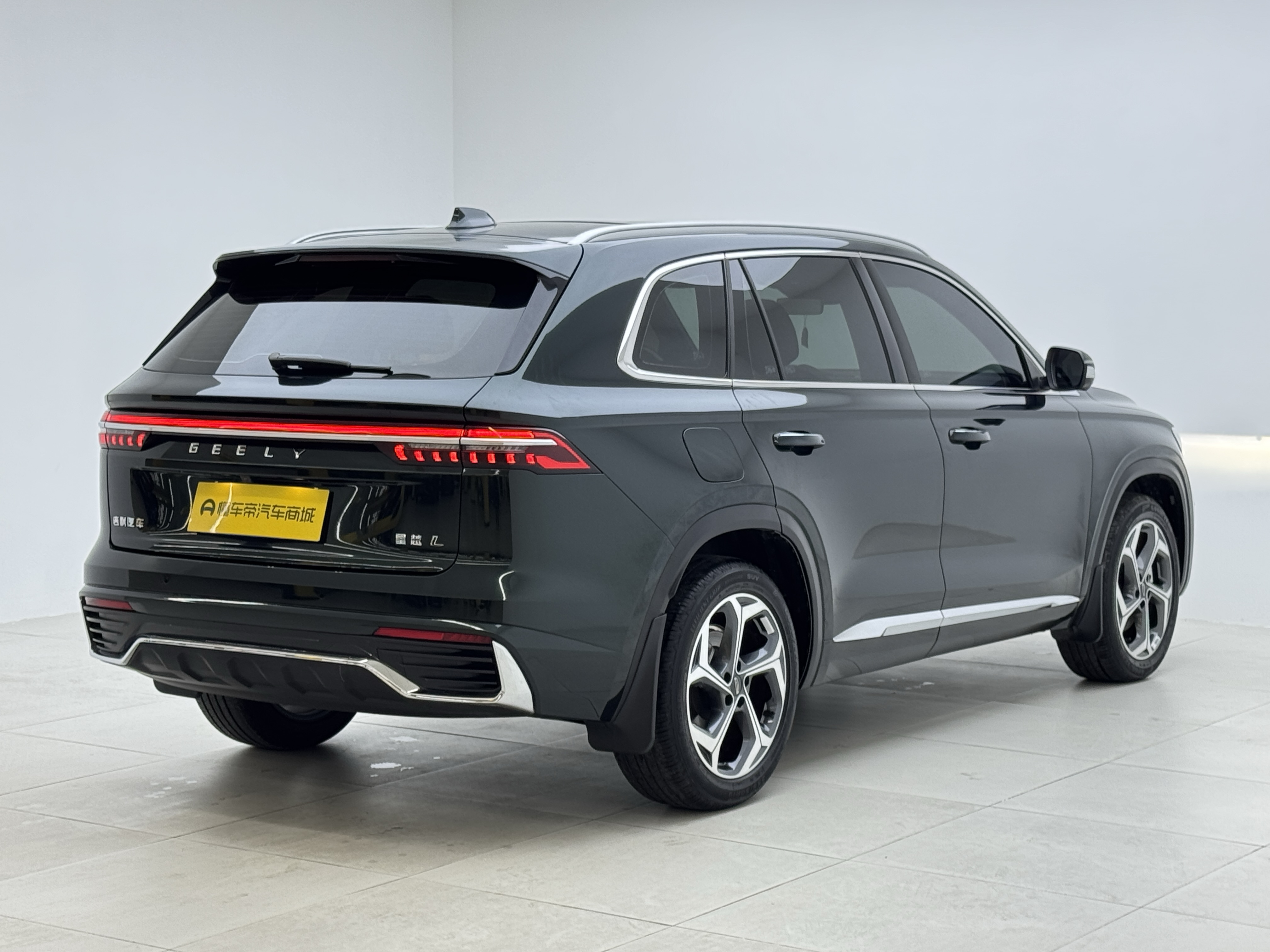 GEELY Monjaro 2024 car image #6