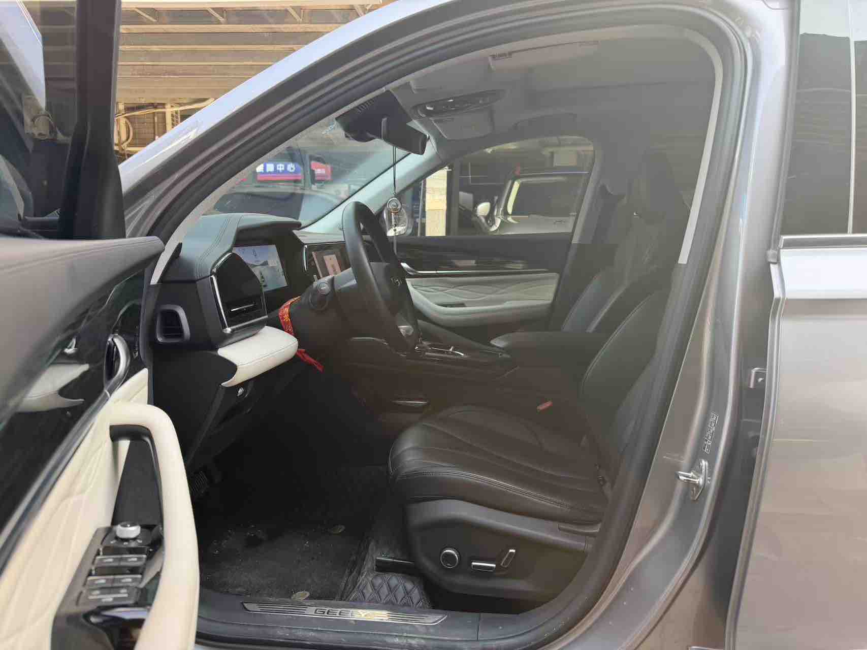 GEELY Monjaro 2023 car image #6