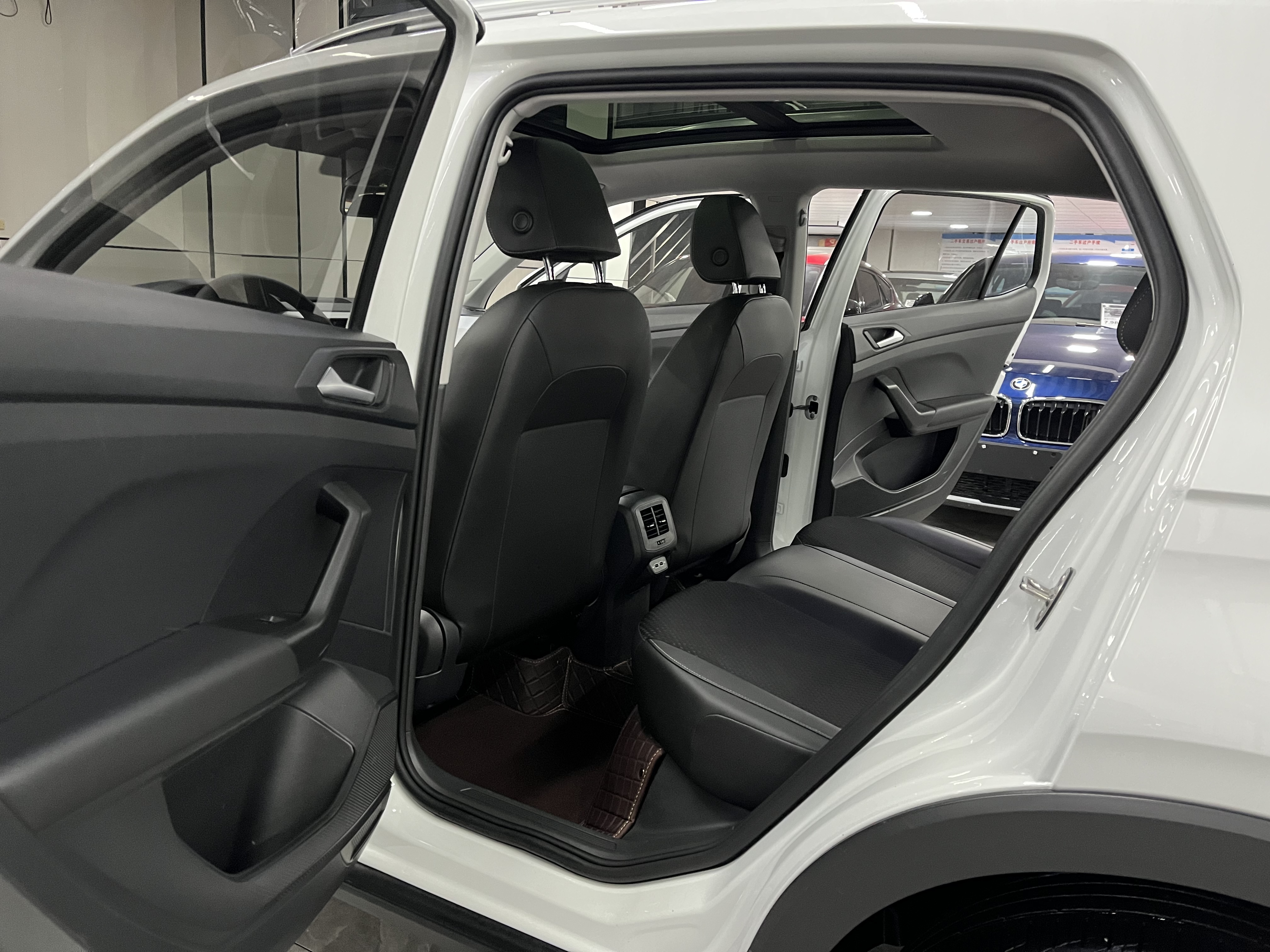 Volkswagen Tacqua 2024 car image #6