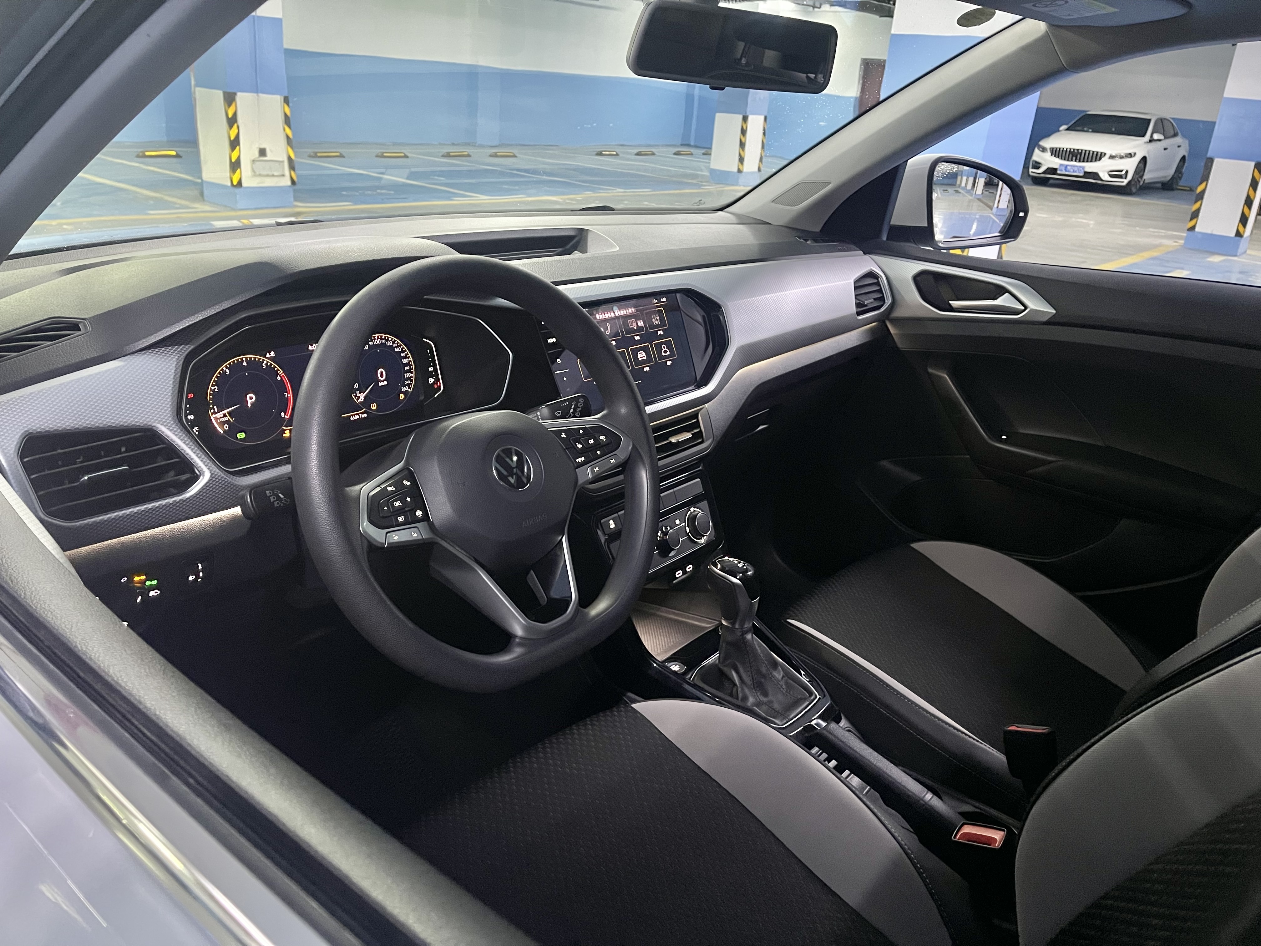 Volkswagen Tacqua 2023 car image #6