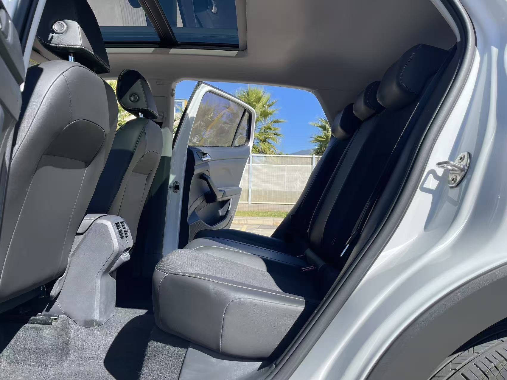 Volkswagen Tacqua 2023 car image #6