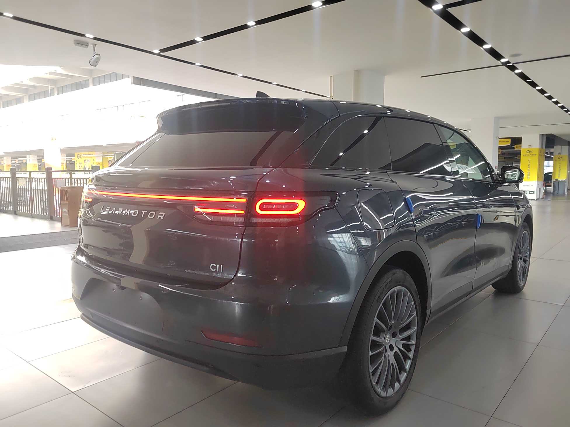 零跑汽车 零跑C11 2023 汽车图片 #6