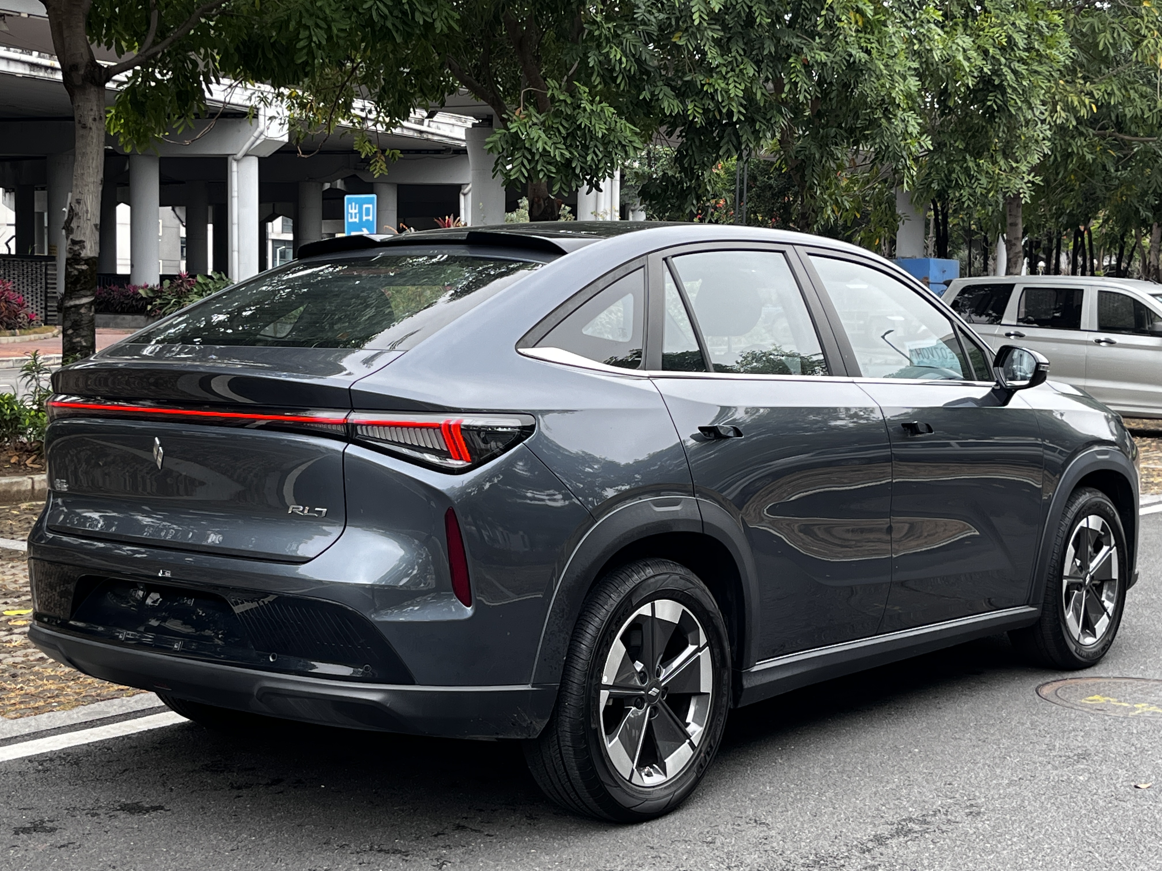 睿蓝汽车 睿蓝7 2025 汽车图片 #6