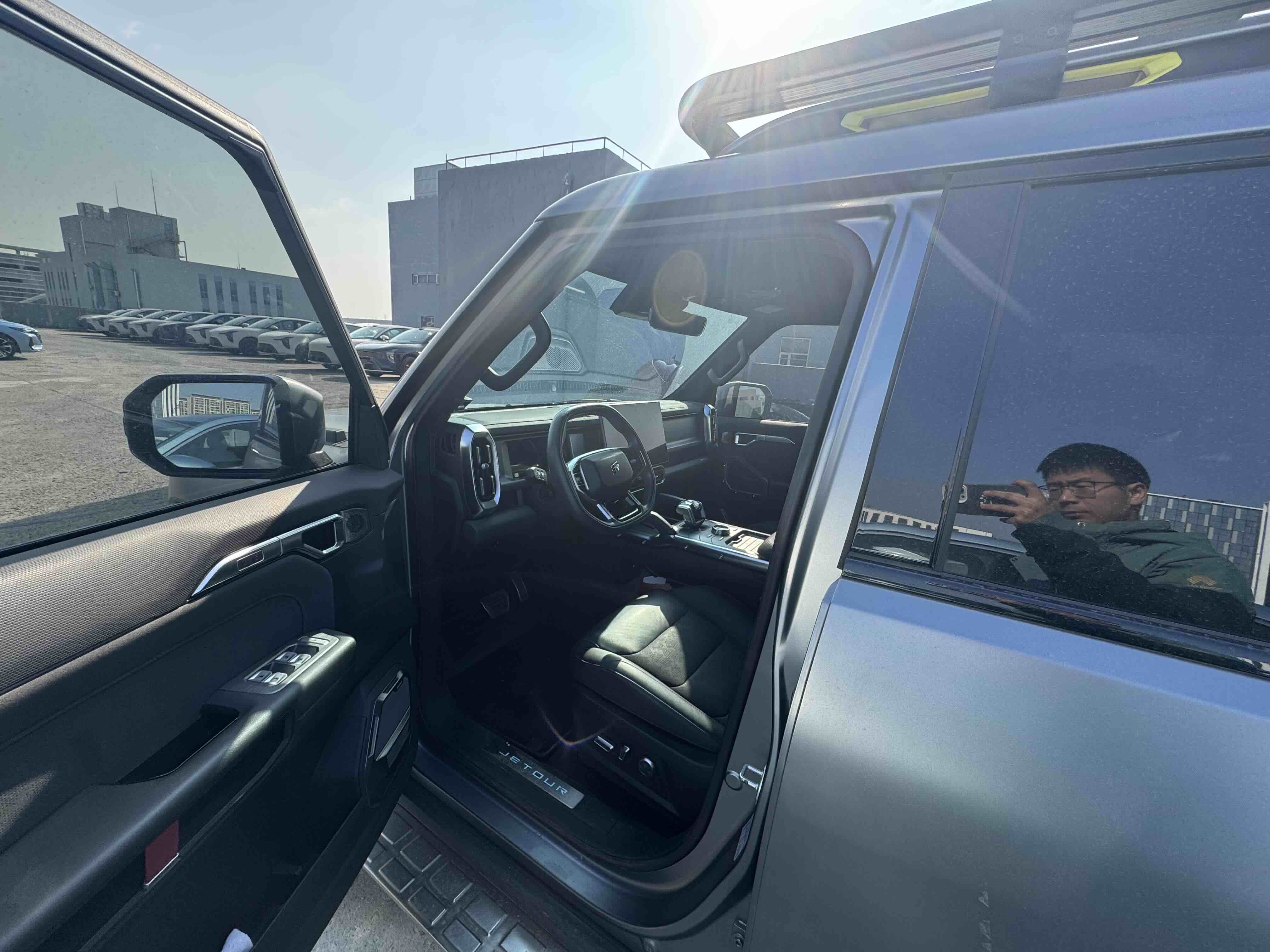 Jetour Shanhai Traveller 2023 car image #6