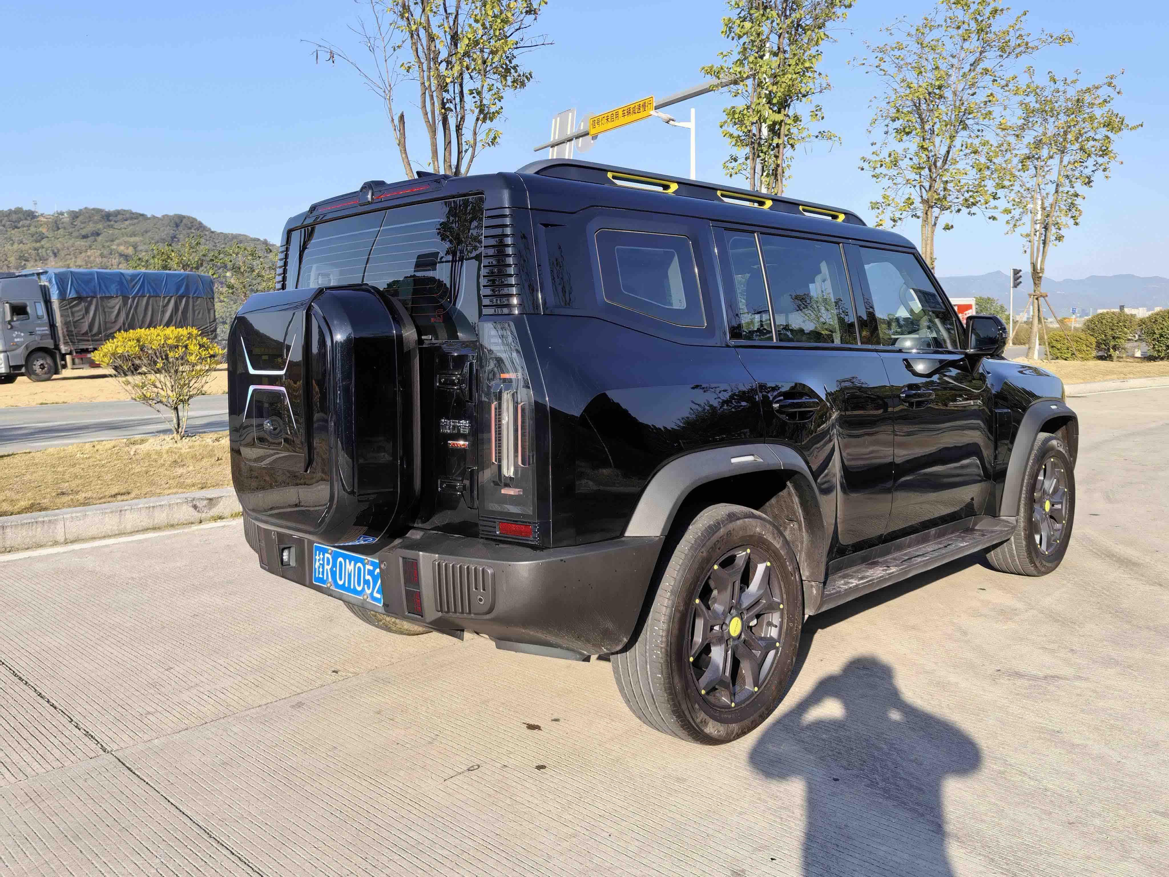 Jetour Traveller 2023 car image #6