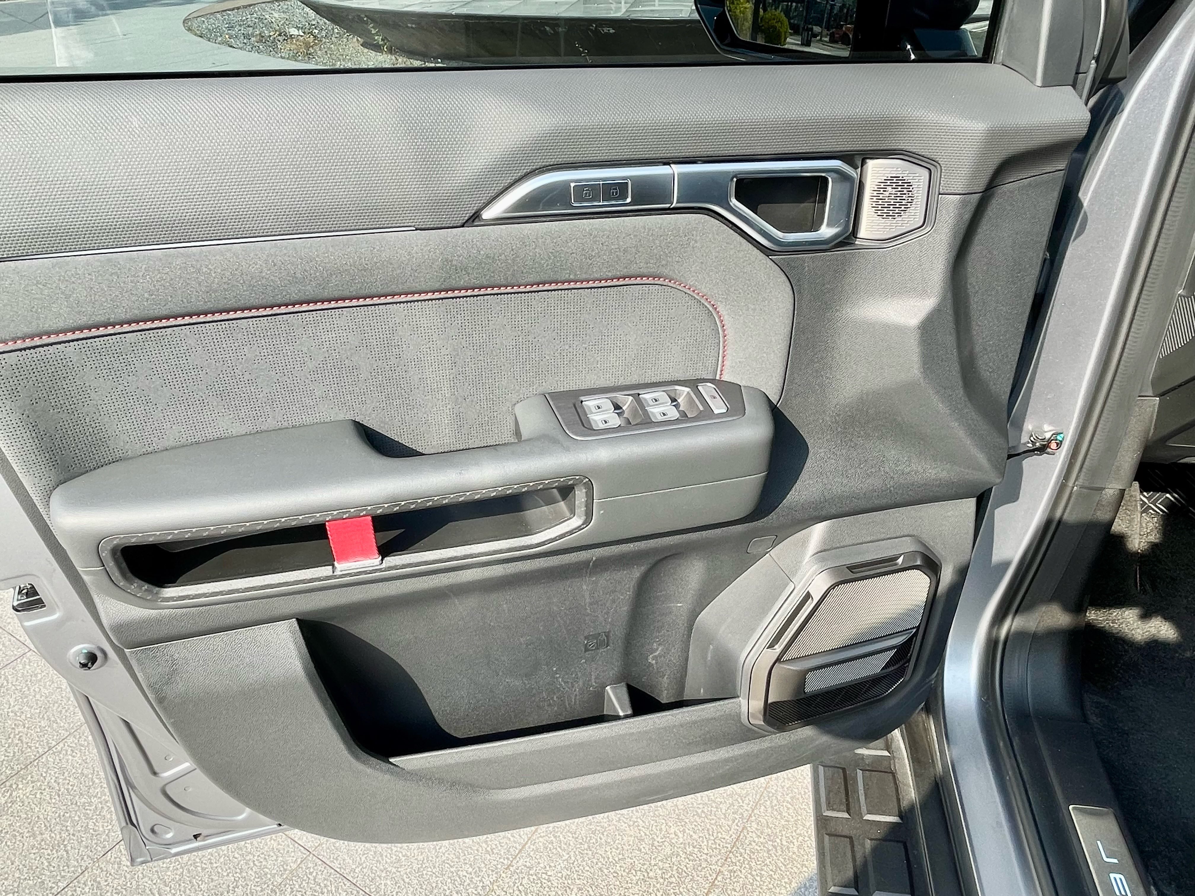 Jetour Traveller 2023 car image #6