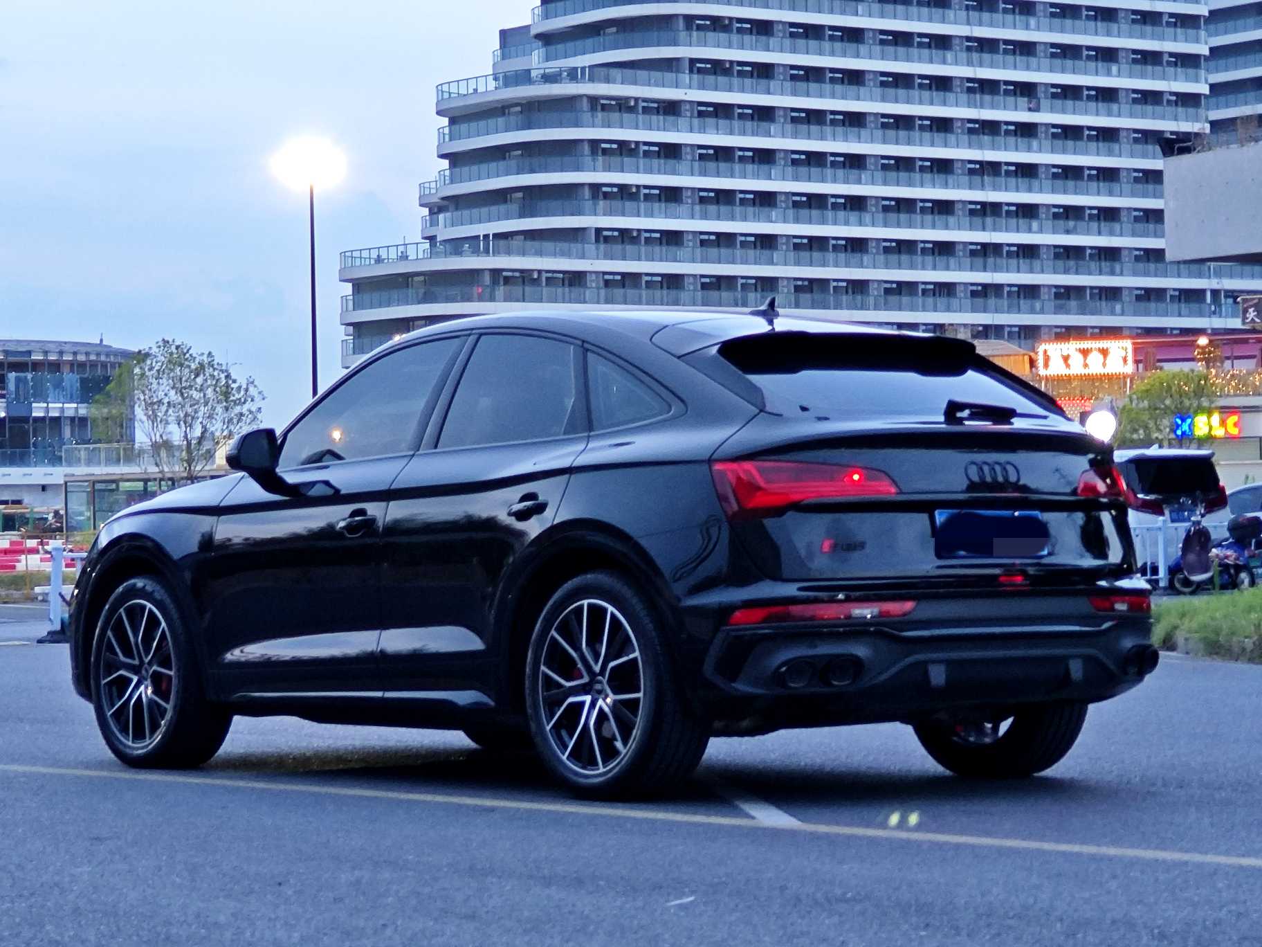 Audi SQ5 2023 imagem de carro #6