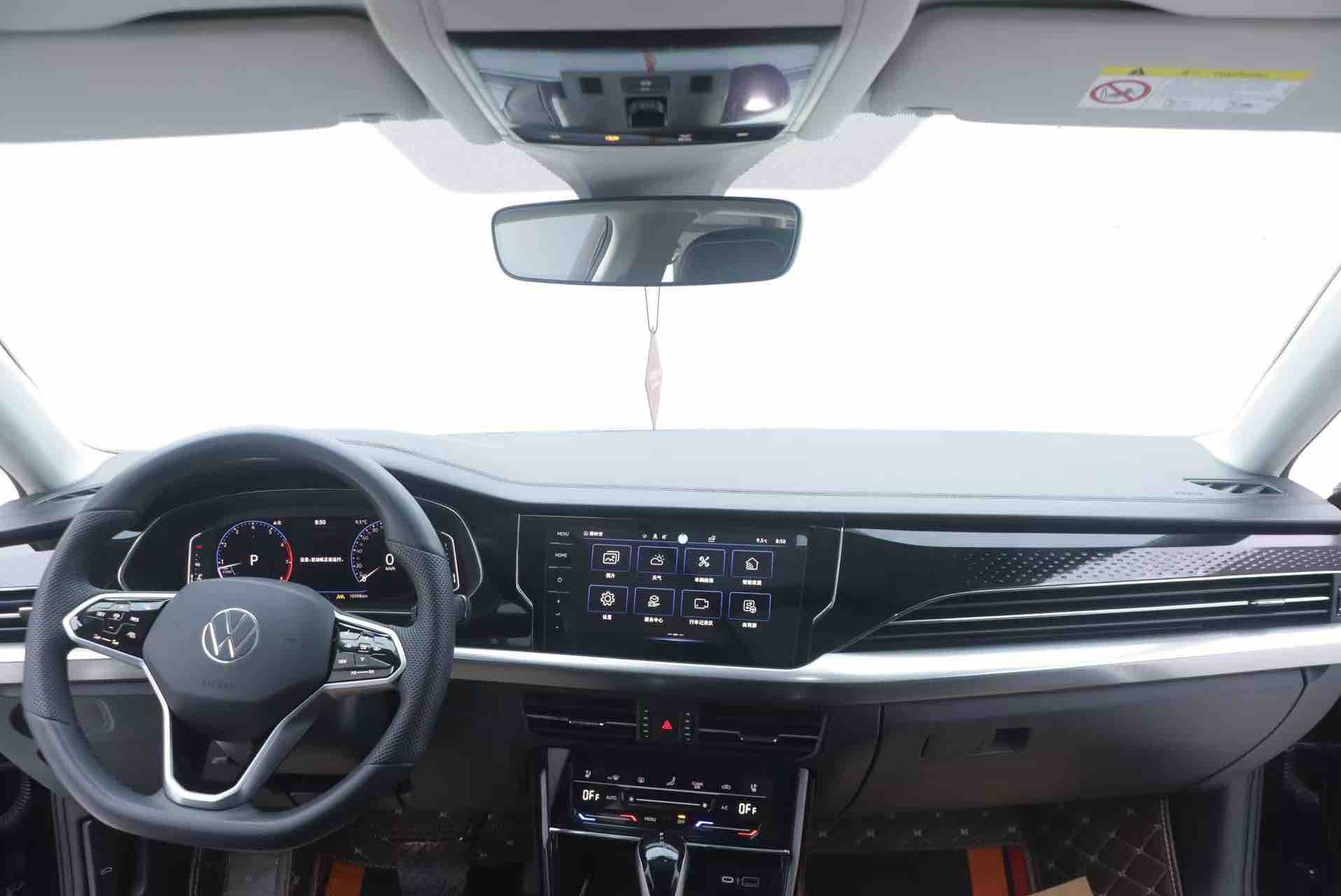 Volkswagen Passat 2024 car image #6