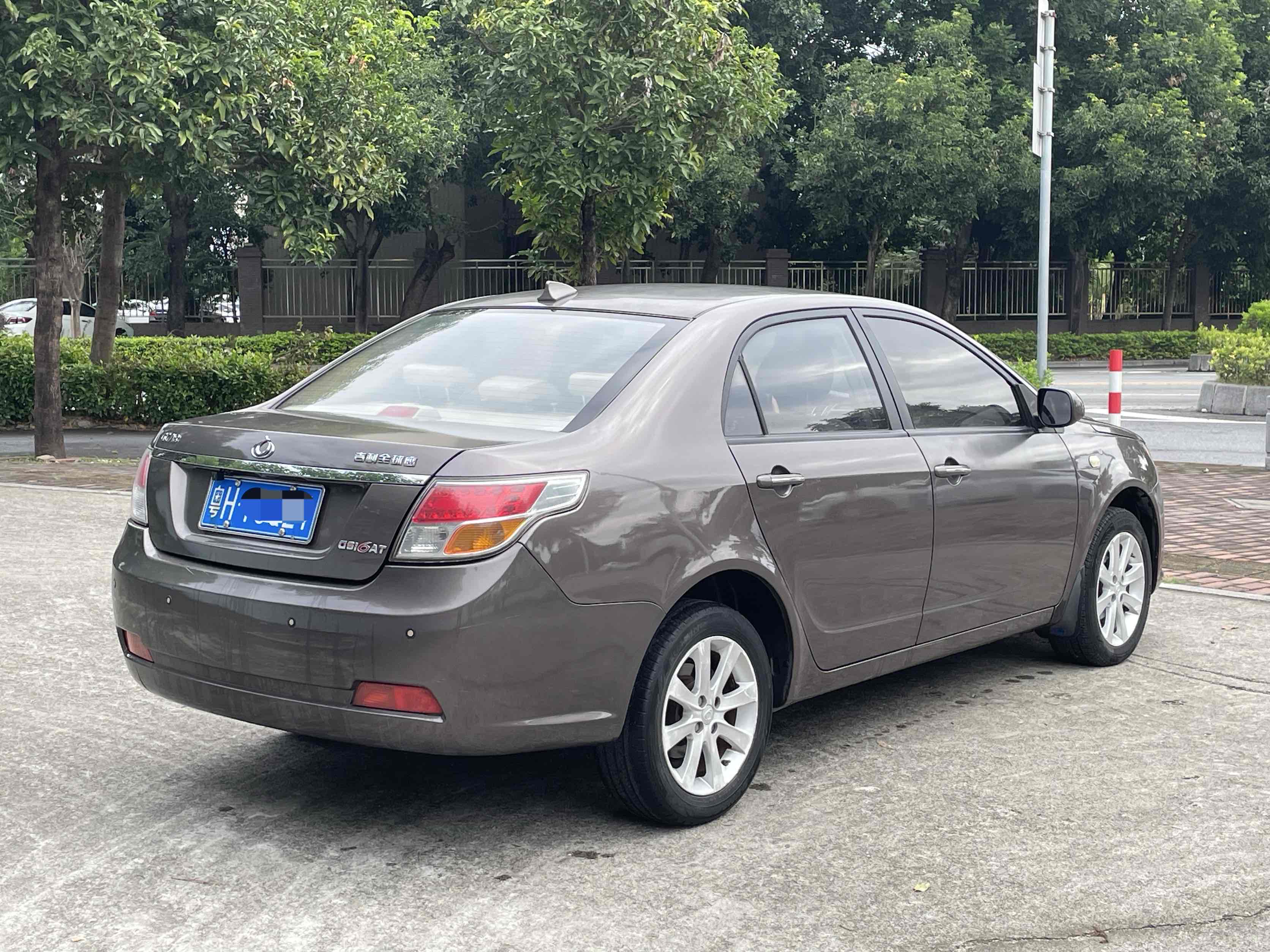 GEELY GC7 2014 car image #6