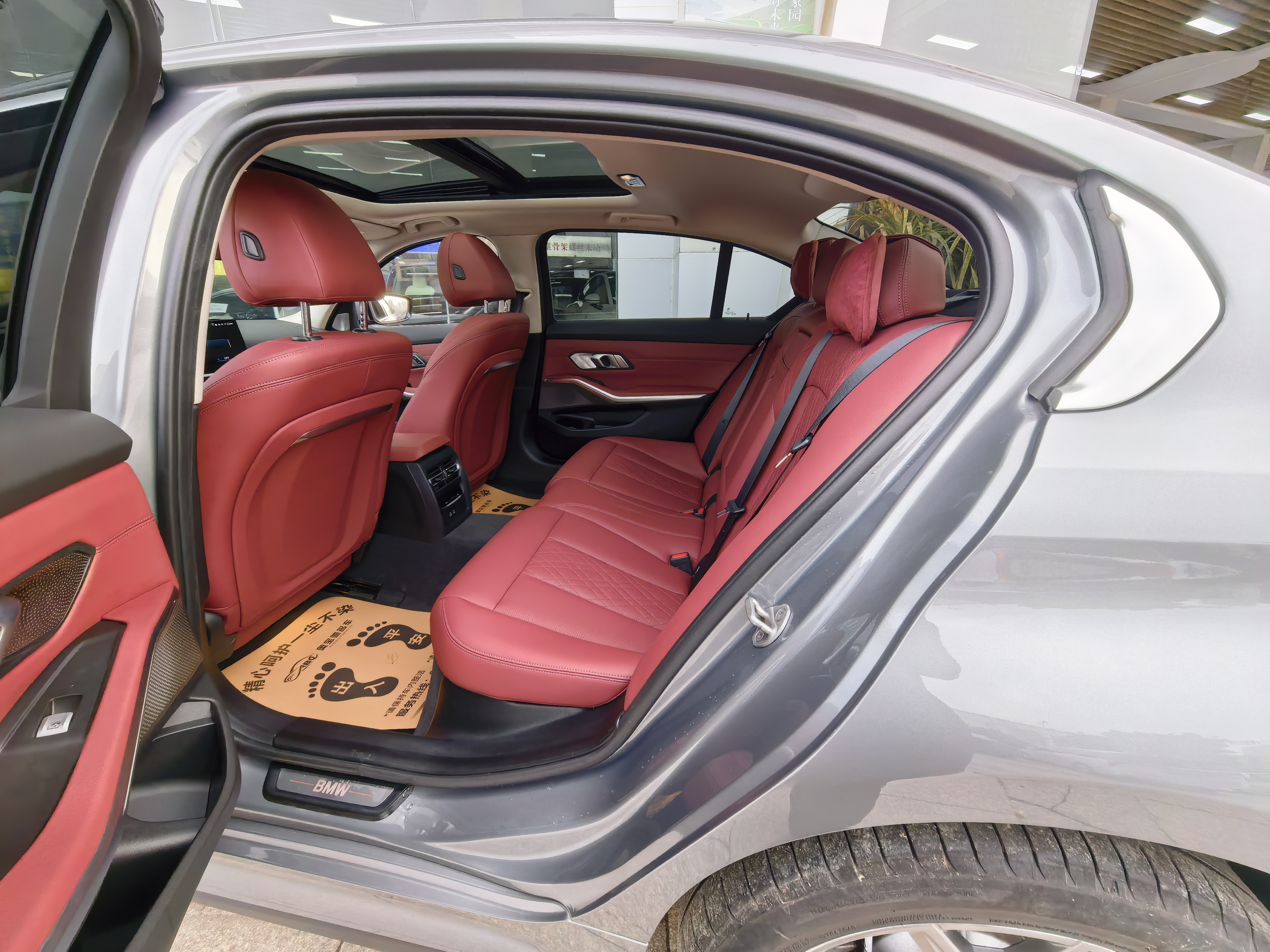 BMW i3 2024 immagine di auto #6