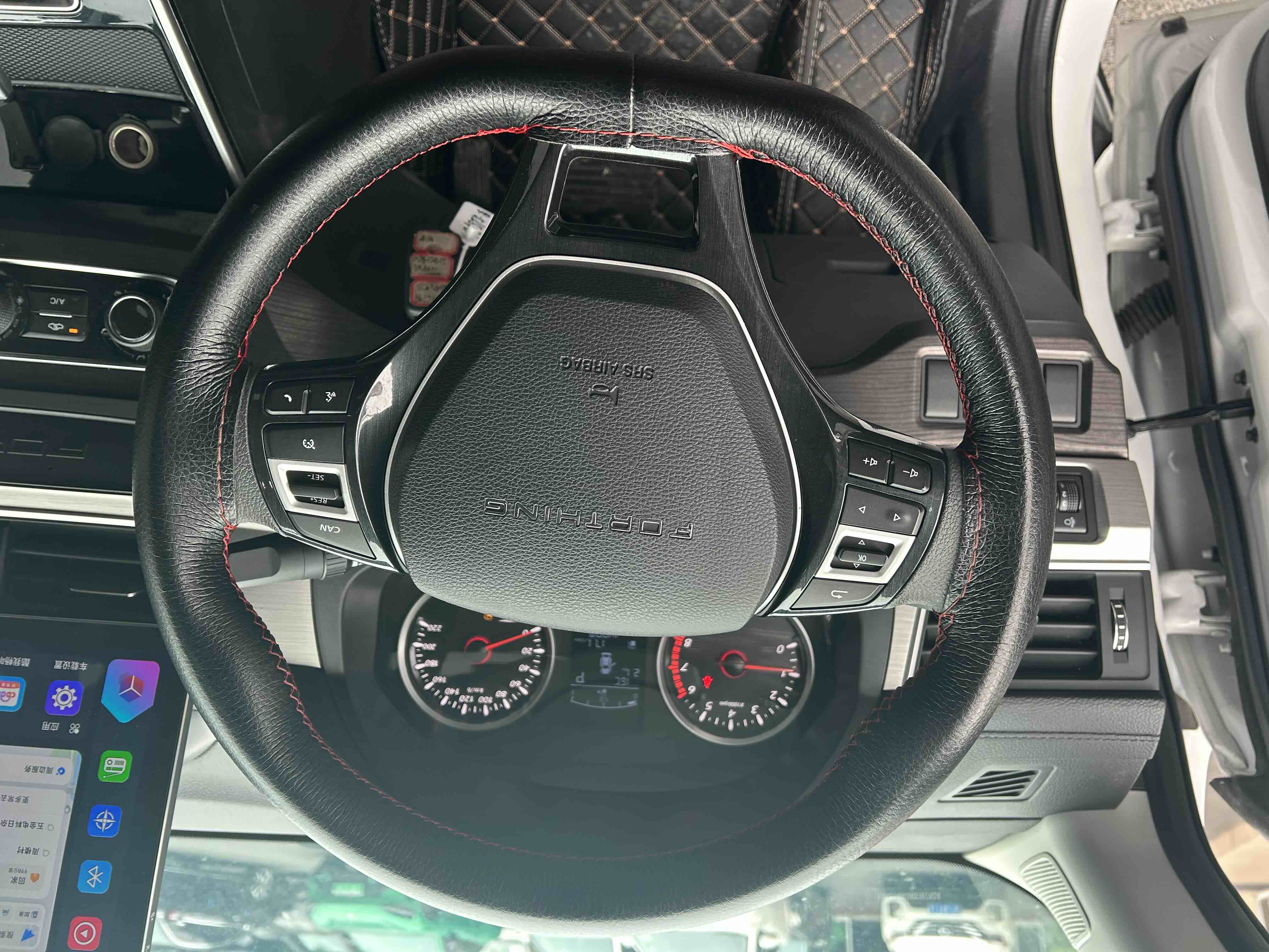 T5 2024 car image #6