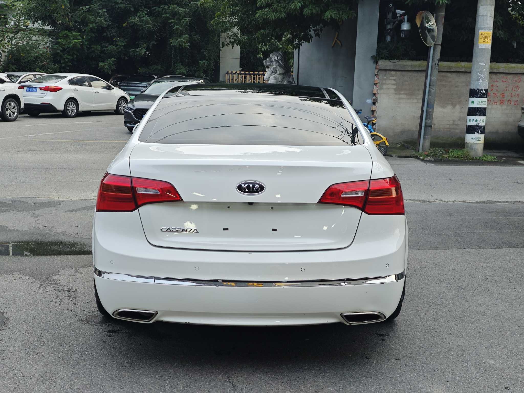 Kia Cadenza 2013 car image #6