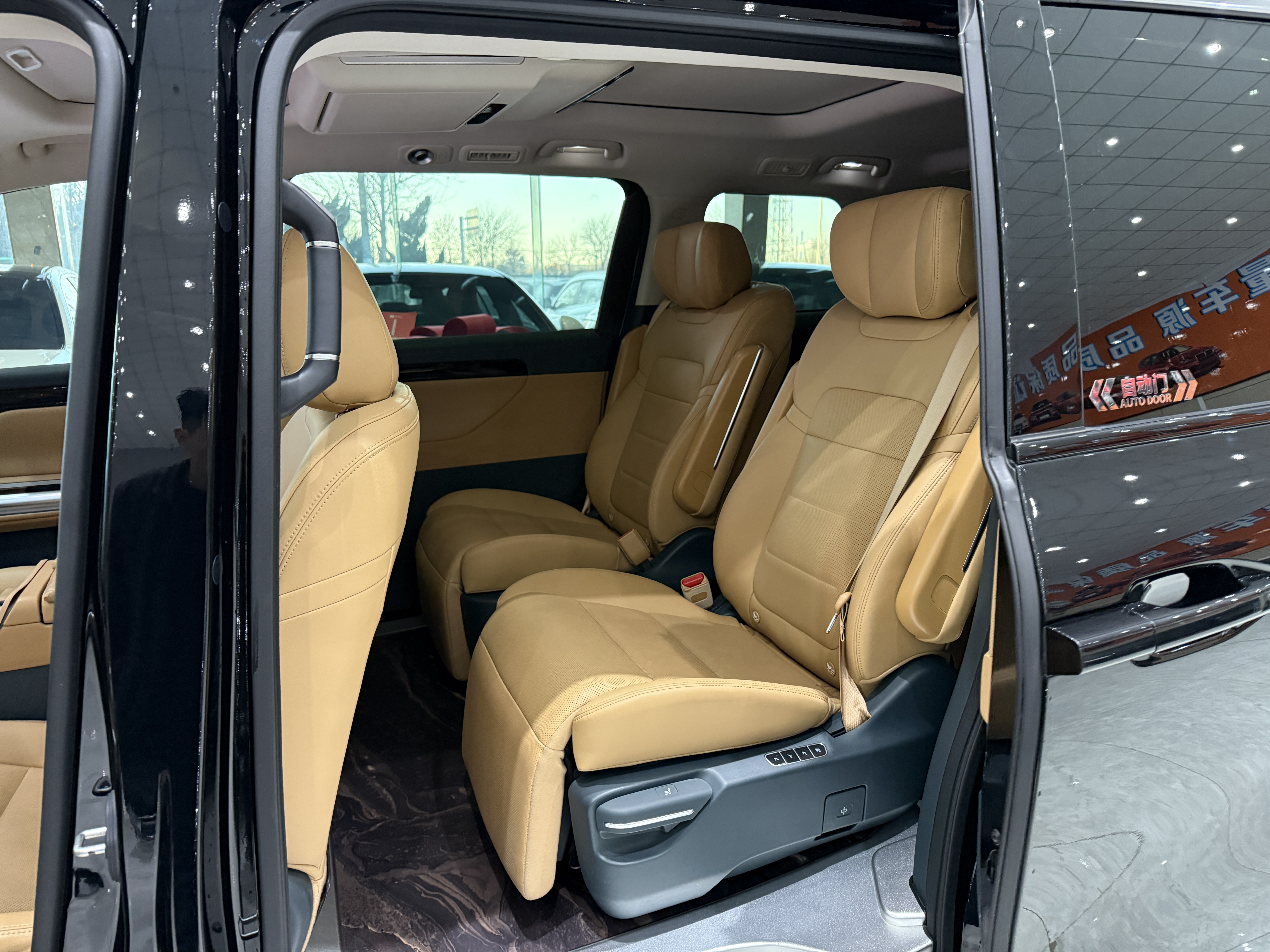 GAC Trumpchi E8 New Energy 2024 #6 GAC Trumpchi E8 New Energy 2024 car image #6