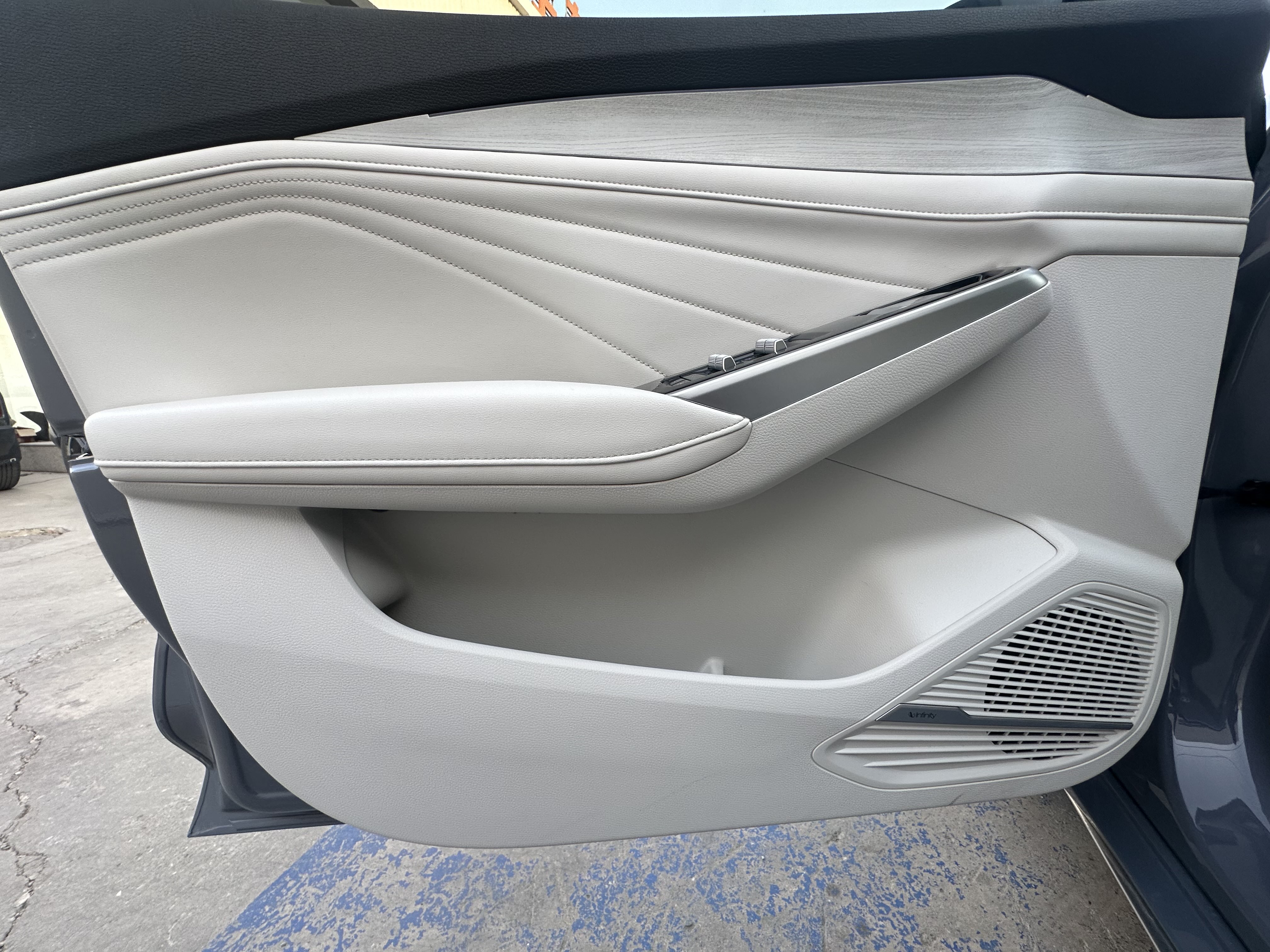 GEELY PrefaceL 2023 car image #6